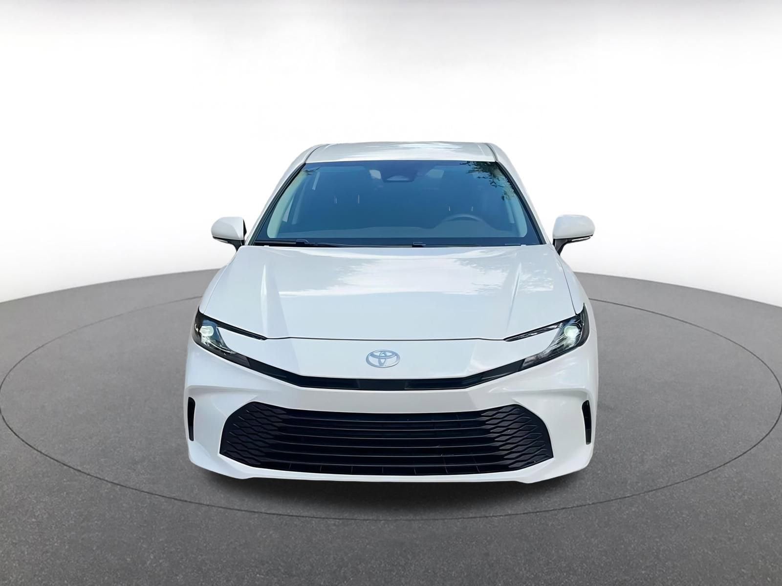 Thumbnail: 2025 Toyota Camry - 4