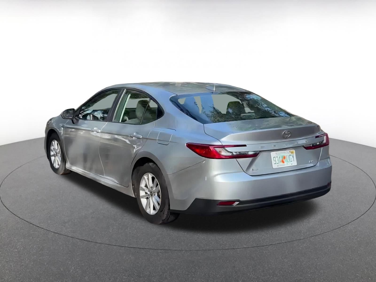 Thumbnail: 2025 Toyota Camry - 11