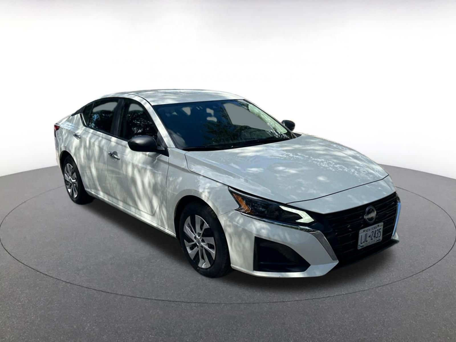 Thumbnail: 2024 Nissan Altima - 1