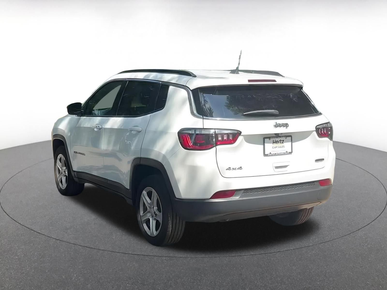 Thumbnail: 2023 Jeep Compass - 11