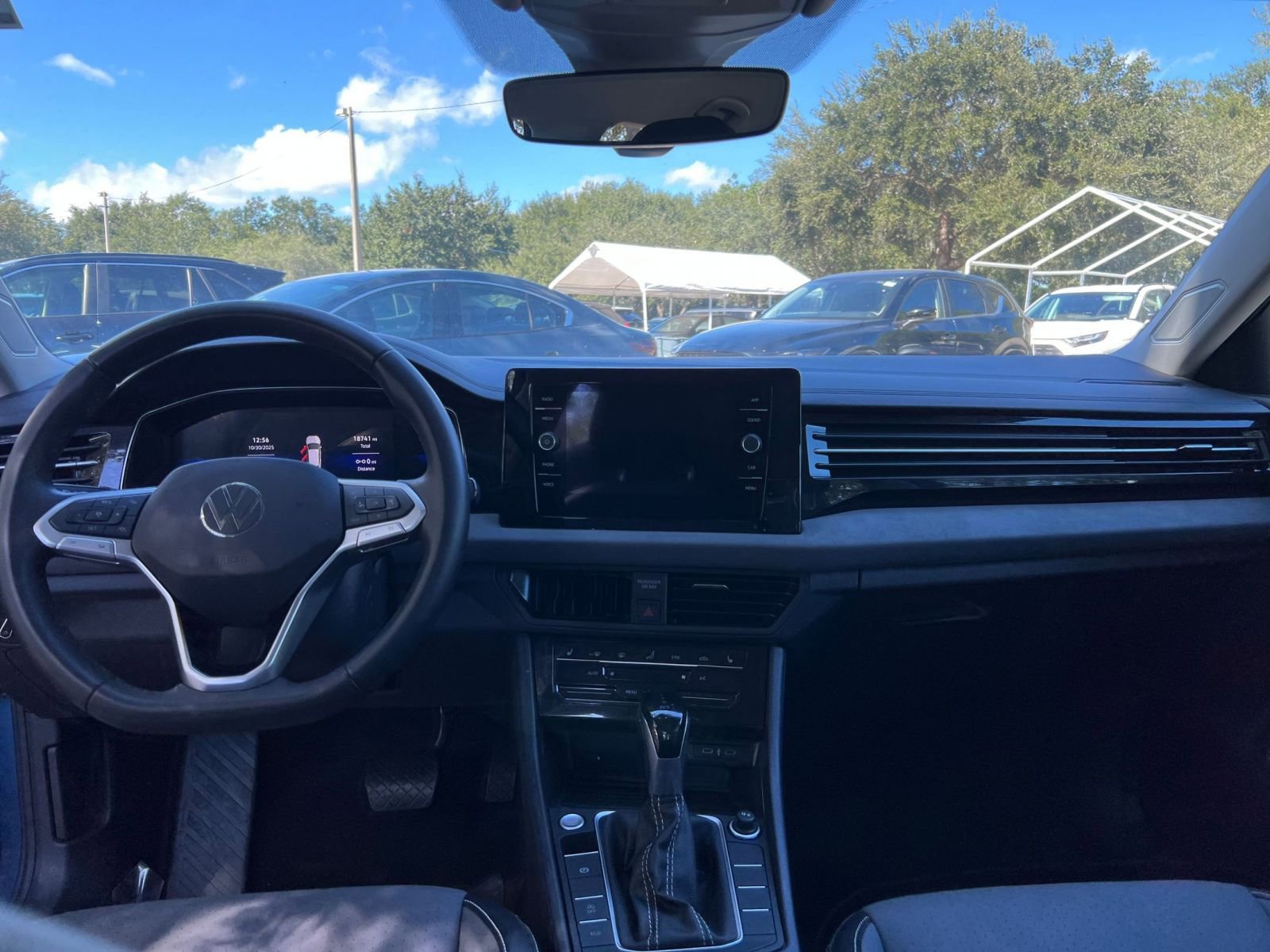 Thumbnail: 2025 Volkswagen Jetta - 27