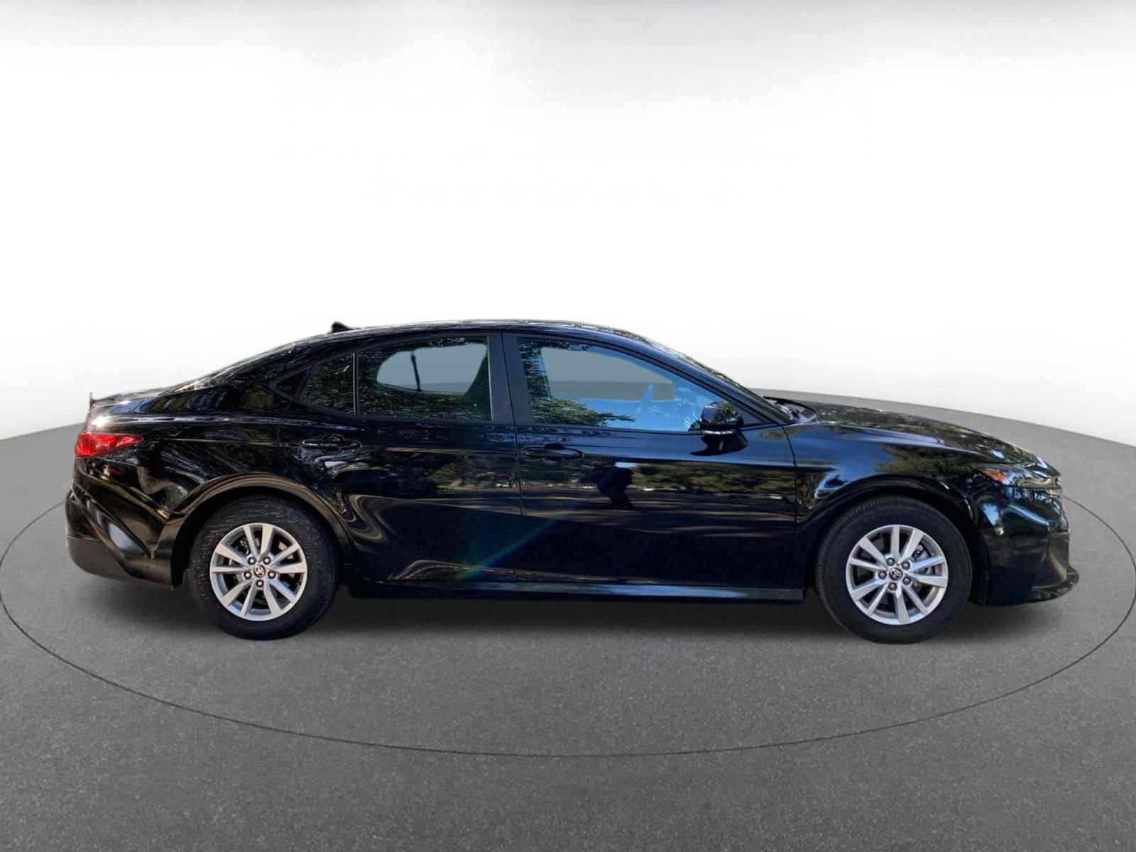 Thumbnail: 2025 Toyota Camry - 8