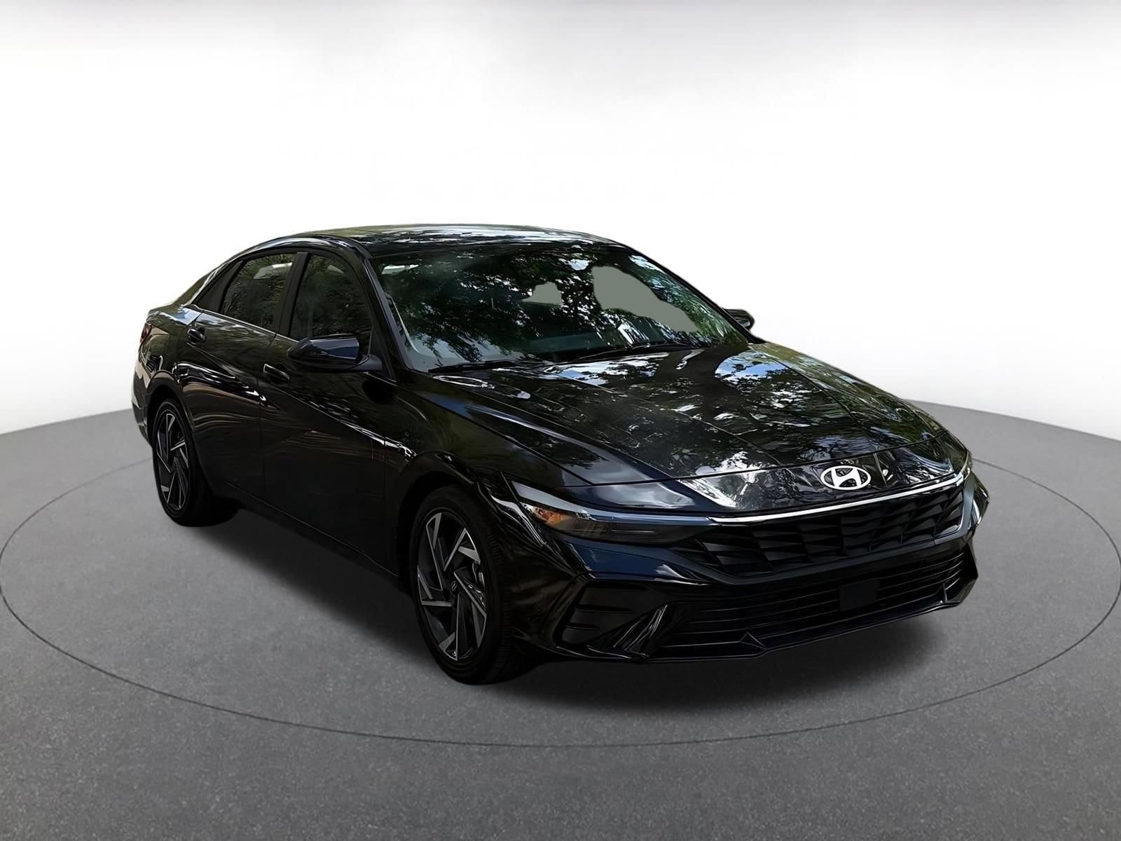 Thumbnail: 2025 Hyundai Elantra - 1