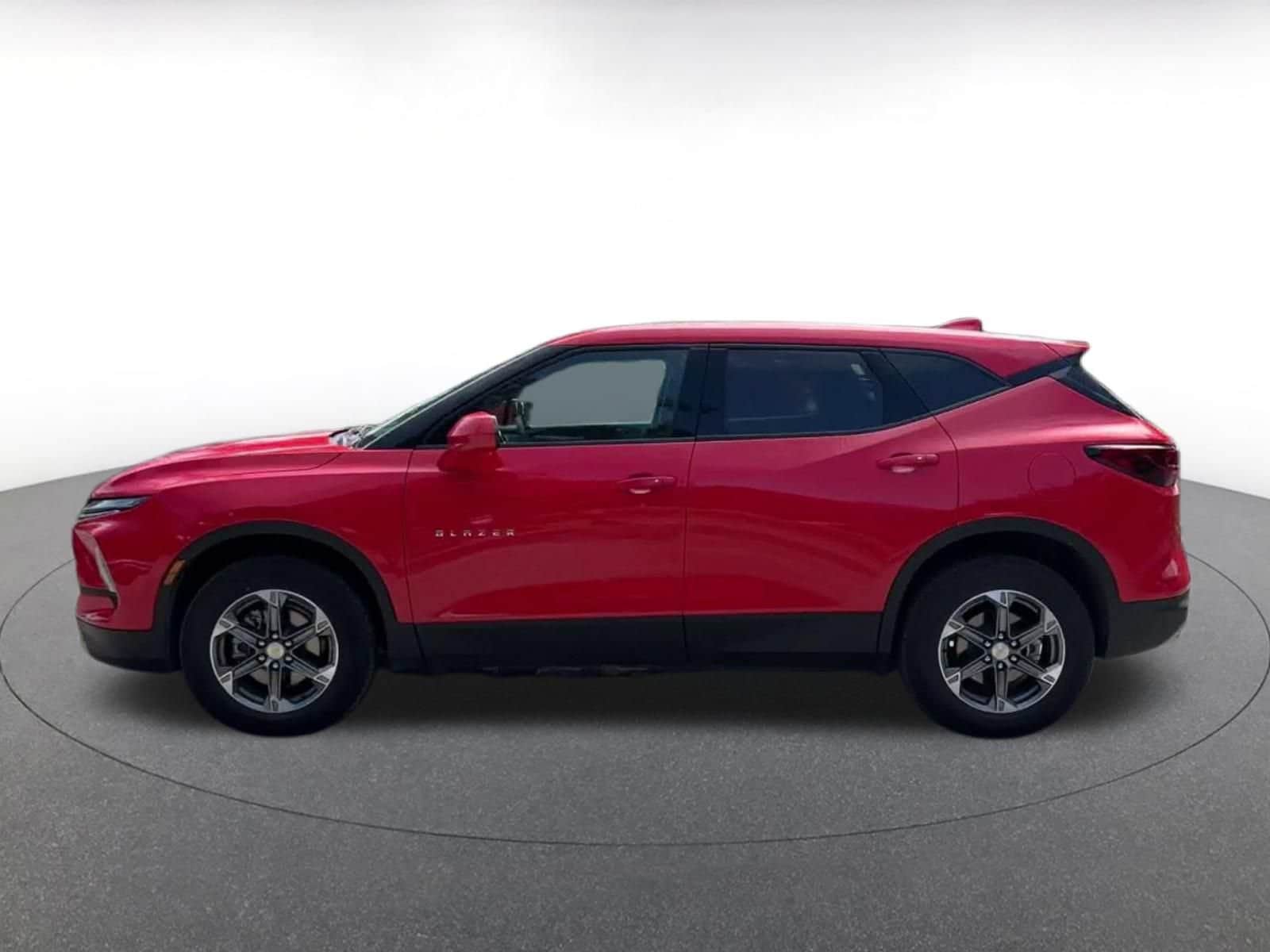 Thumbnail: 2026 Chevrolet Blazer - 8