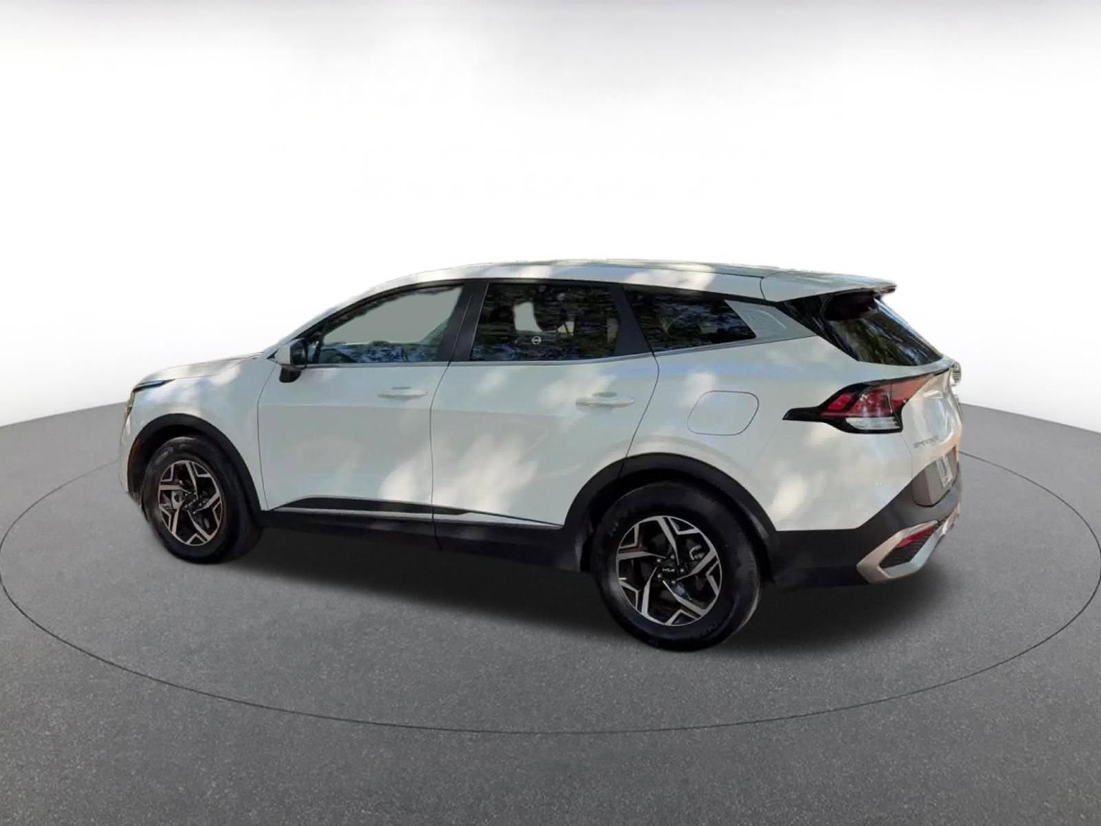 Thumbnail: 2025 Kia Sportage - 10