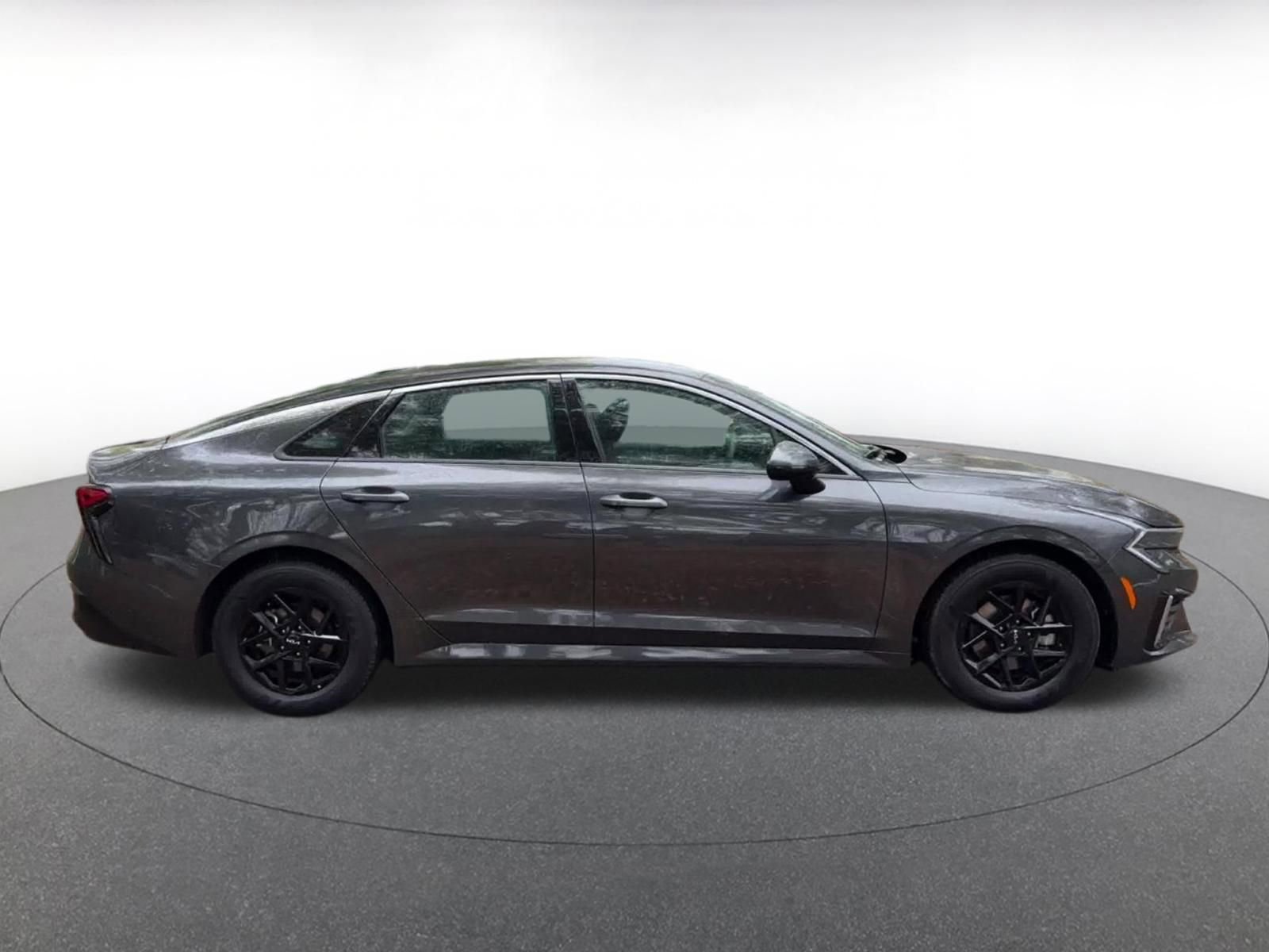 Thumbnail: 2025 Kia K5 - 17