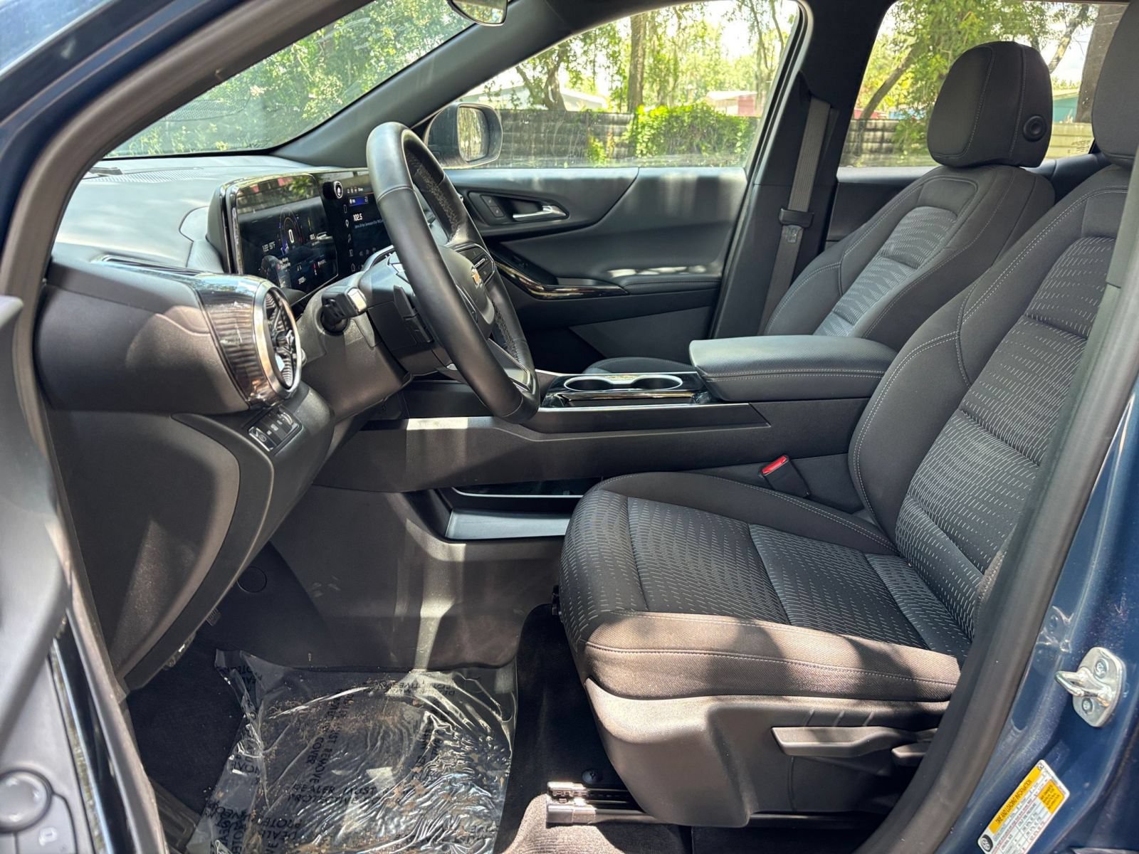 Thumbnail: 2025 Chevrolet Equinox - 27