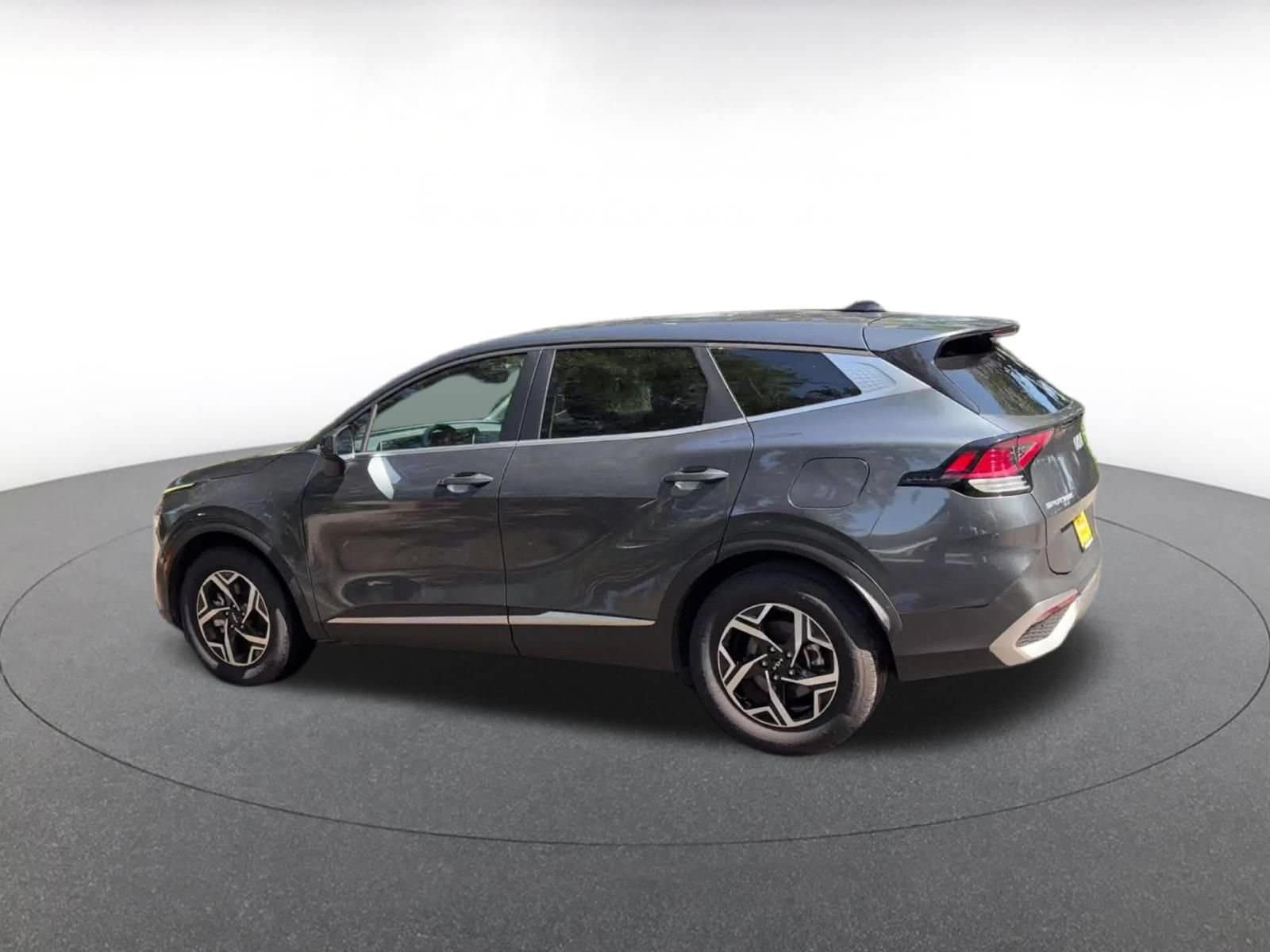 Thumbnail: 2025 Kia Sportage - 10