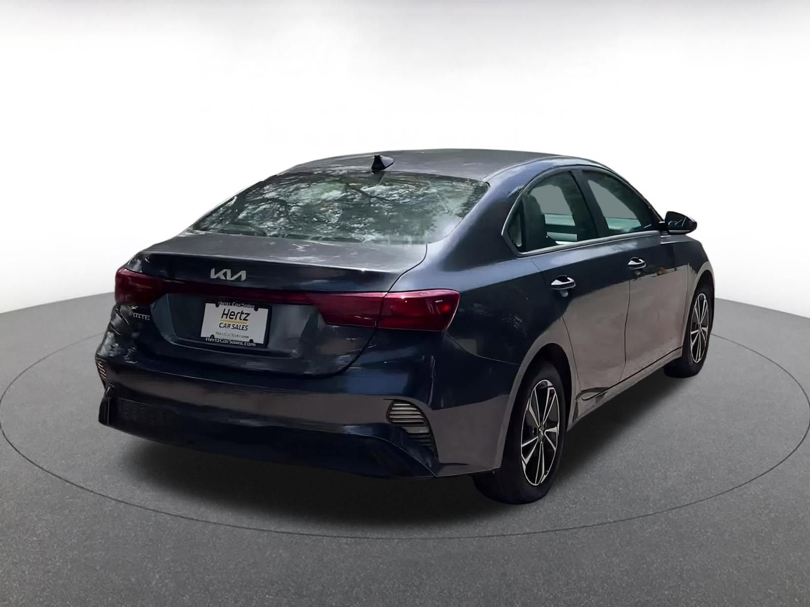 Thumbnail: 2024 Kia Forte - 14
