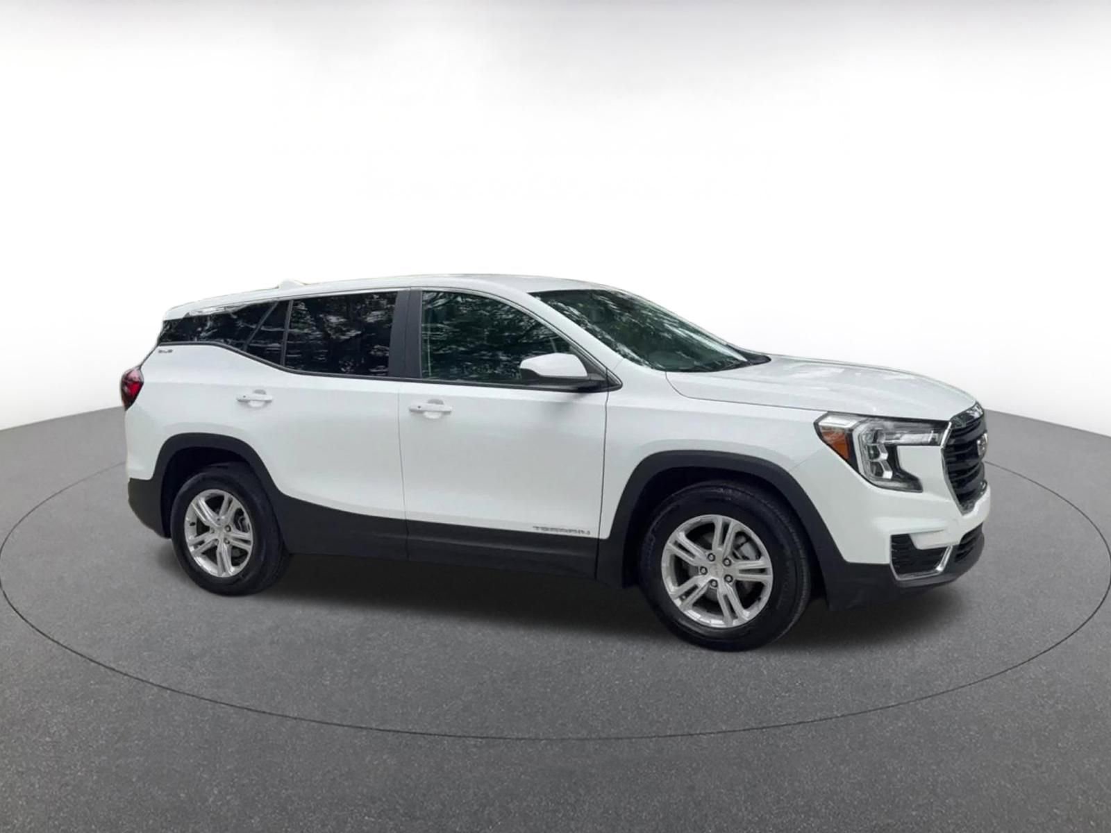 Thumbnail: 2024 GMC Terrain - 2