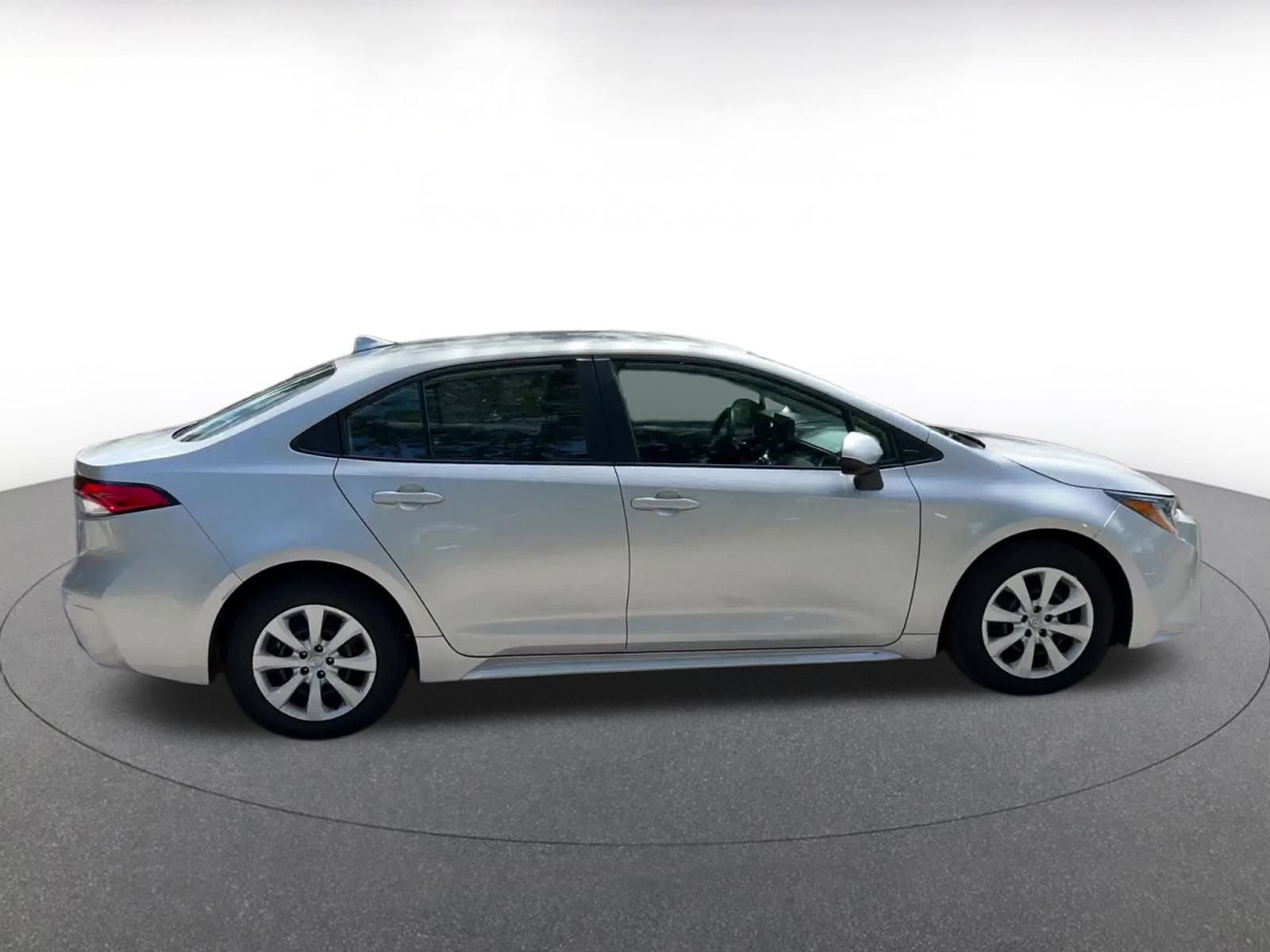 Thumbnail: 2024 Toyota Corolla - 16