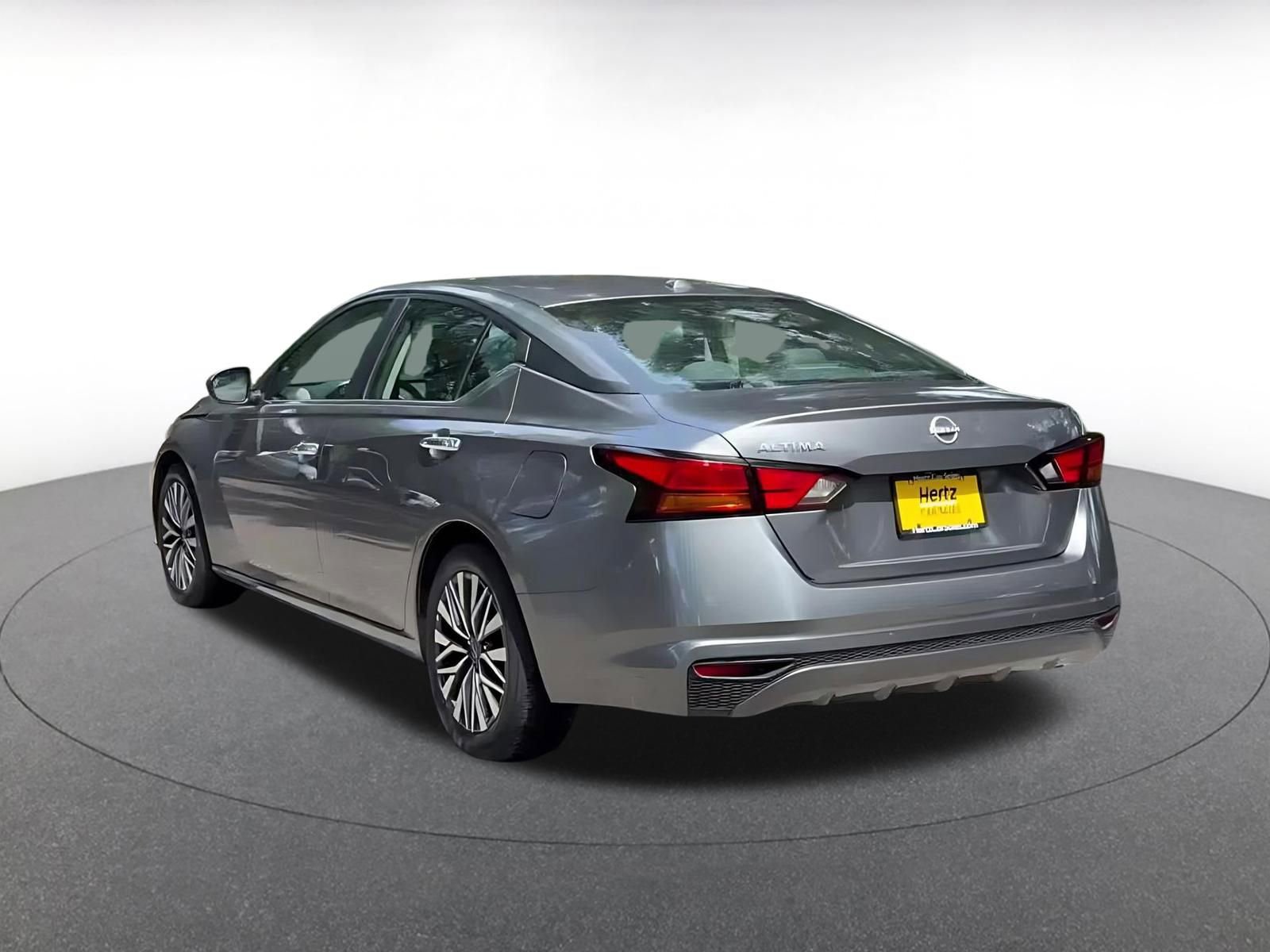 Thumbnail: 2025 Nissan Altima - 11