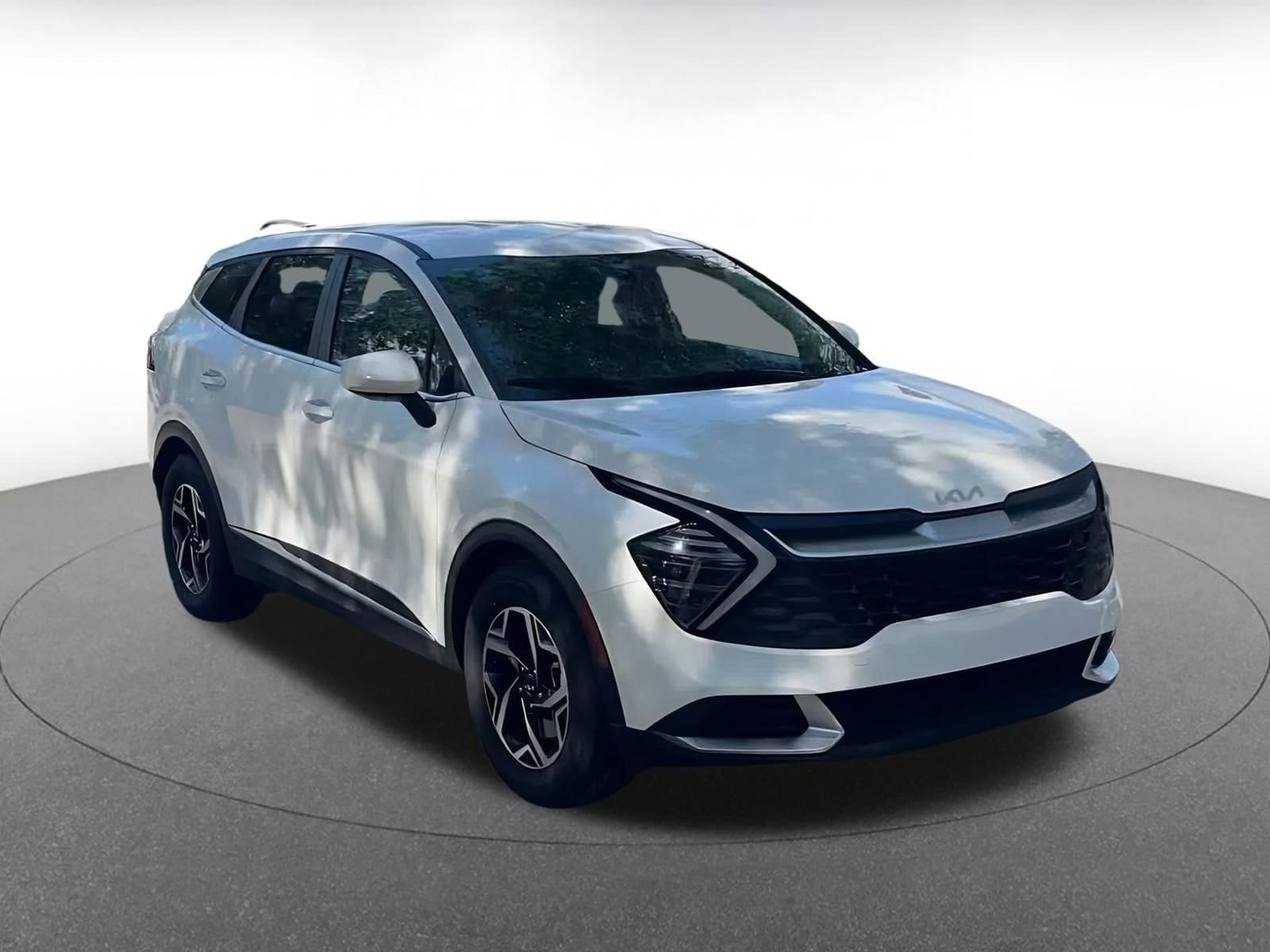 Thumbnail: 2024 Kia Sportage - 3