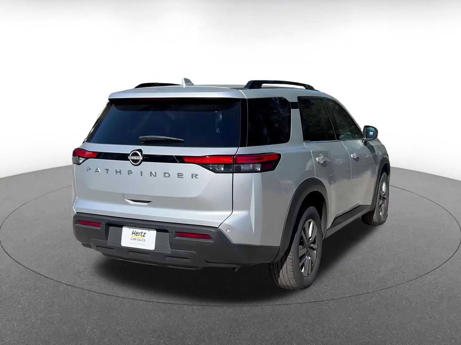 Thumbnail: 2025 Nissan Pathfinder - 14