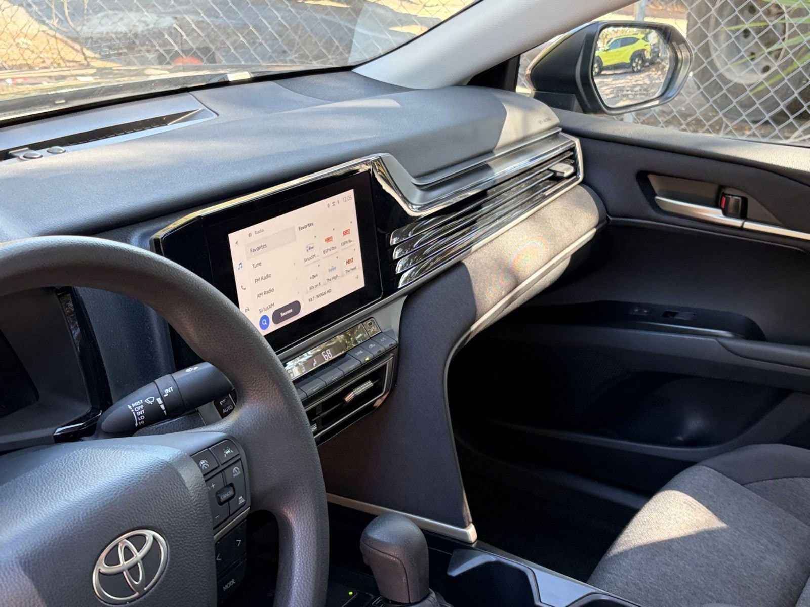 Thumbnail: 2025 Toyota Camry - 29