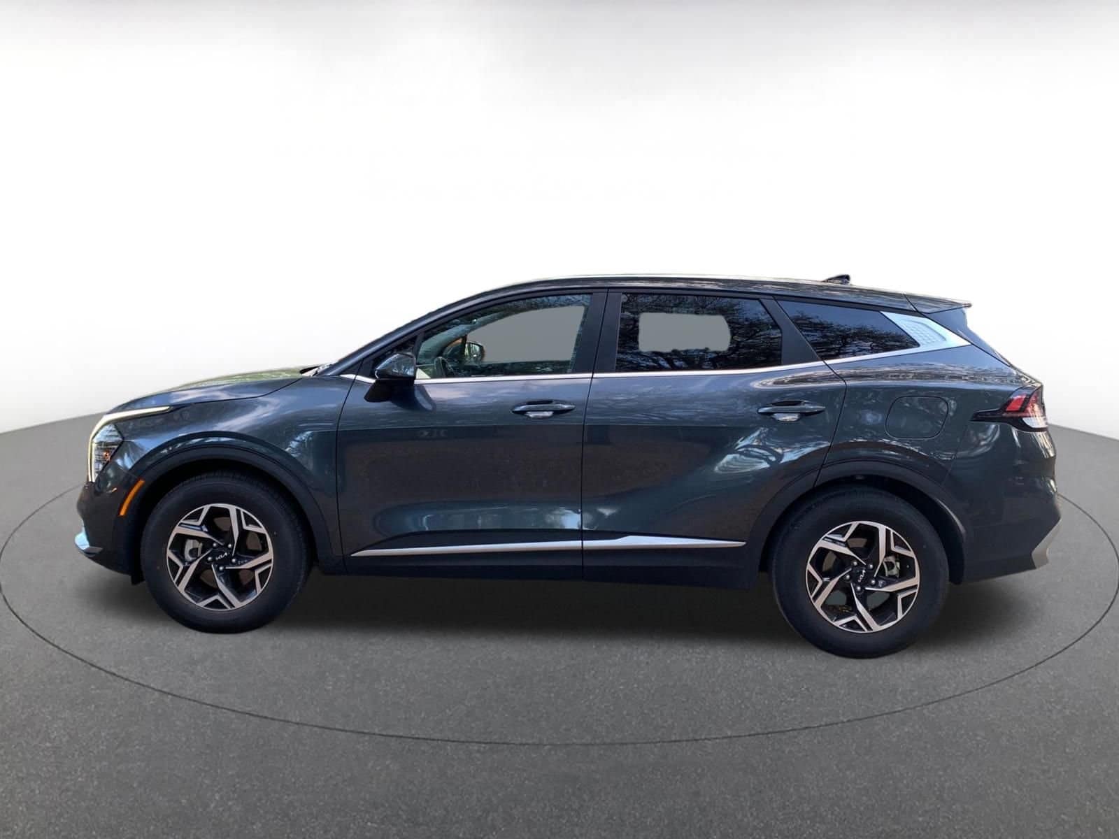 Thumbnail: 2025 Kia Sportage - 4