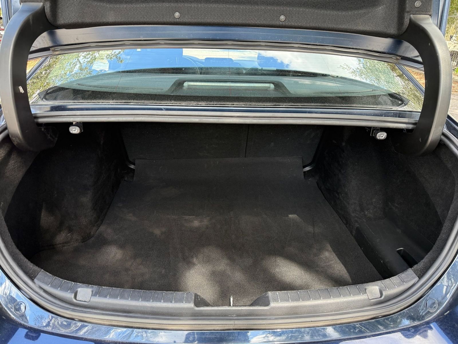 Thumbnail: 2025 Mazda Mazda3 - 32