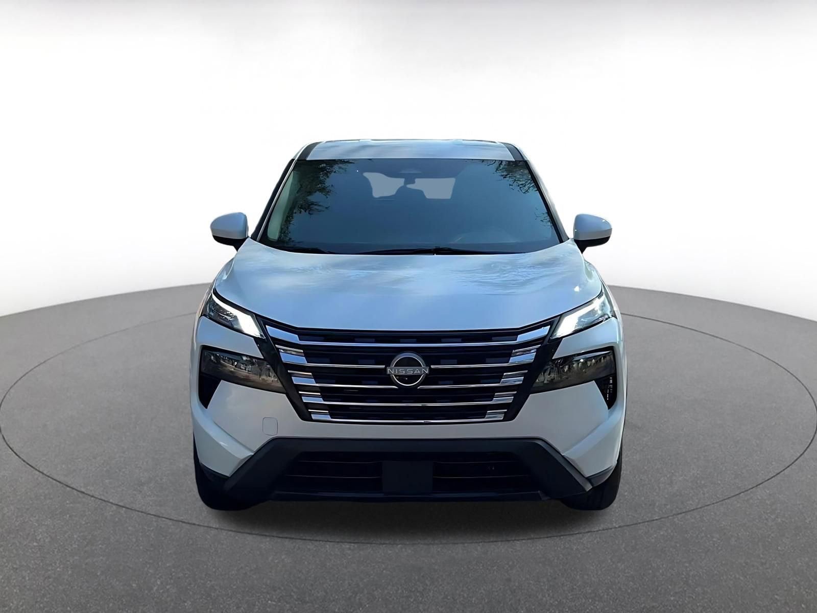 Thumbnail: 2025 Nissan Rogue - 4