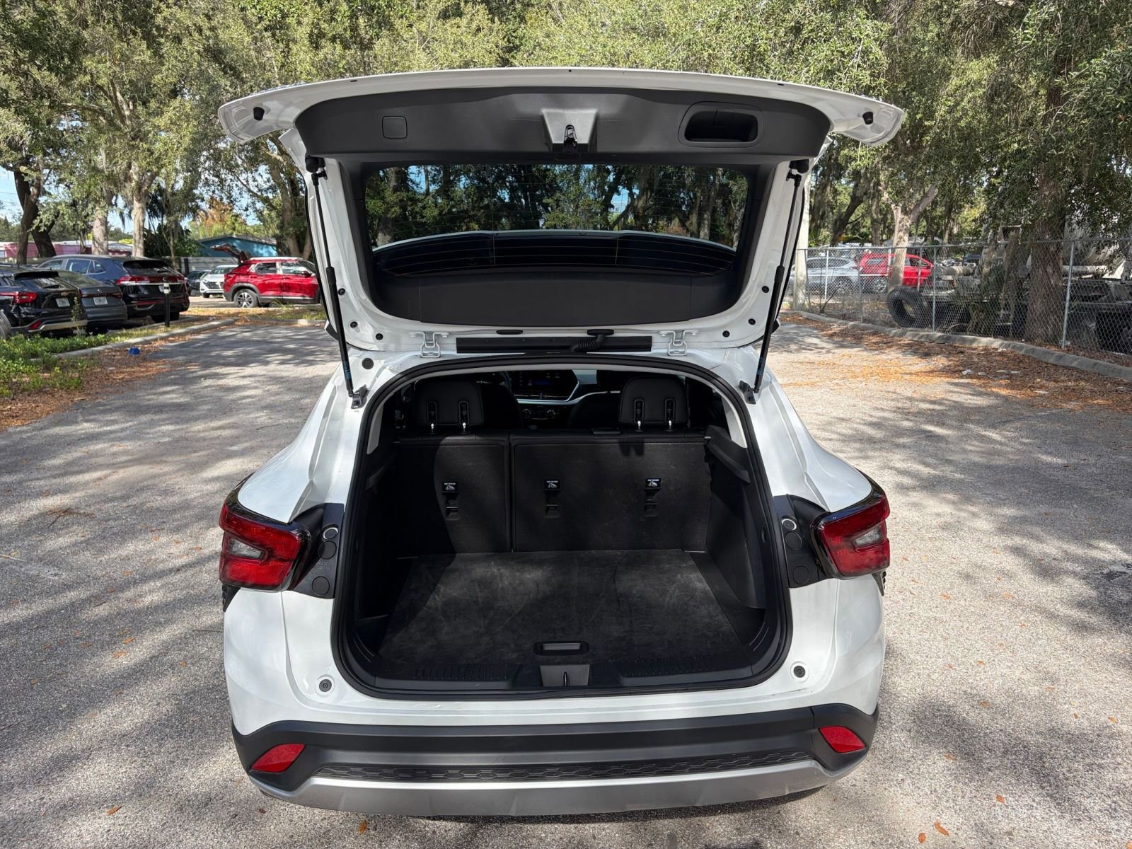 Thumbnail: 2025 Chevrolet Trax - 24