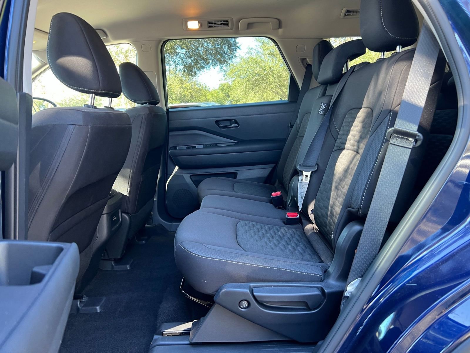 Thumbnail: 2025 Nissan Pathfinder - 27