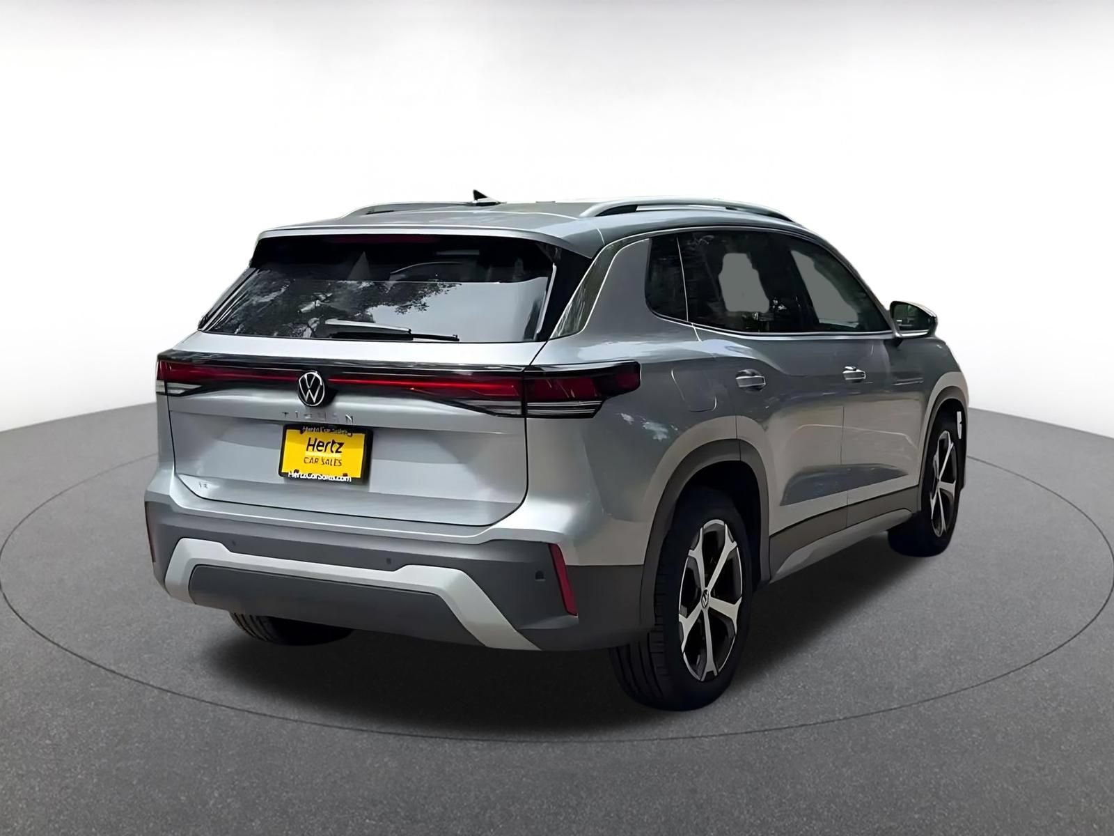 Thumbnail: 2026 Volkswagen Tiguan - 14