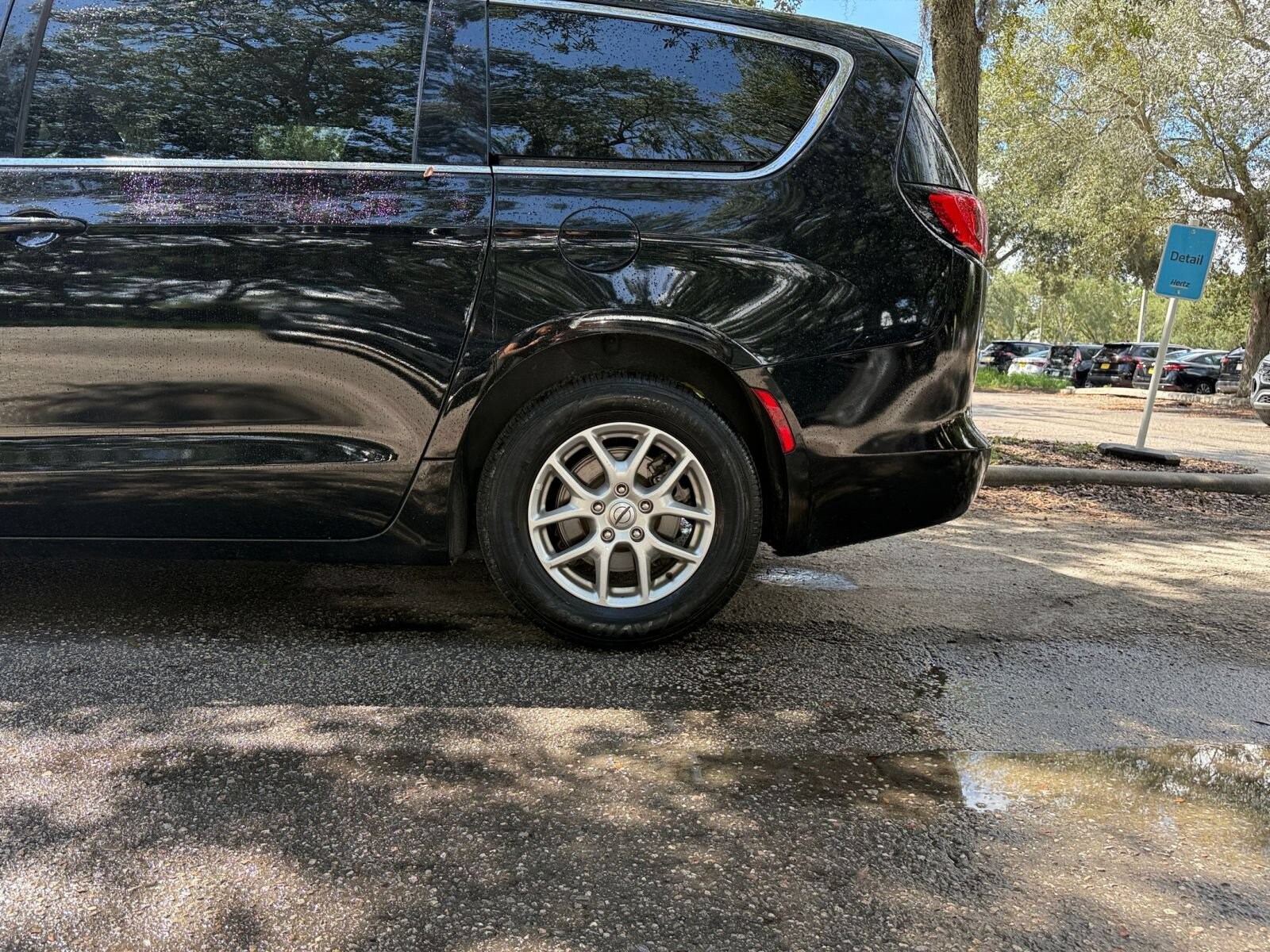 Thumbnail: 2024 Chrysler Voyager - 29