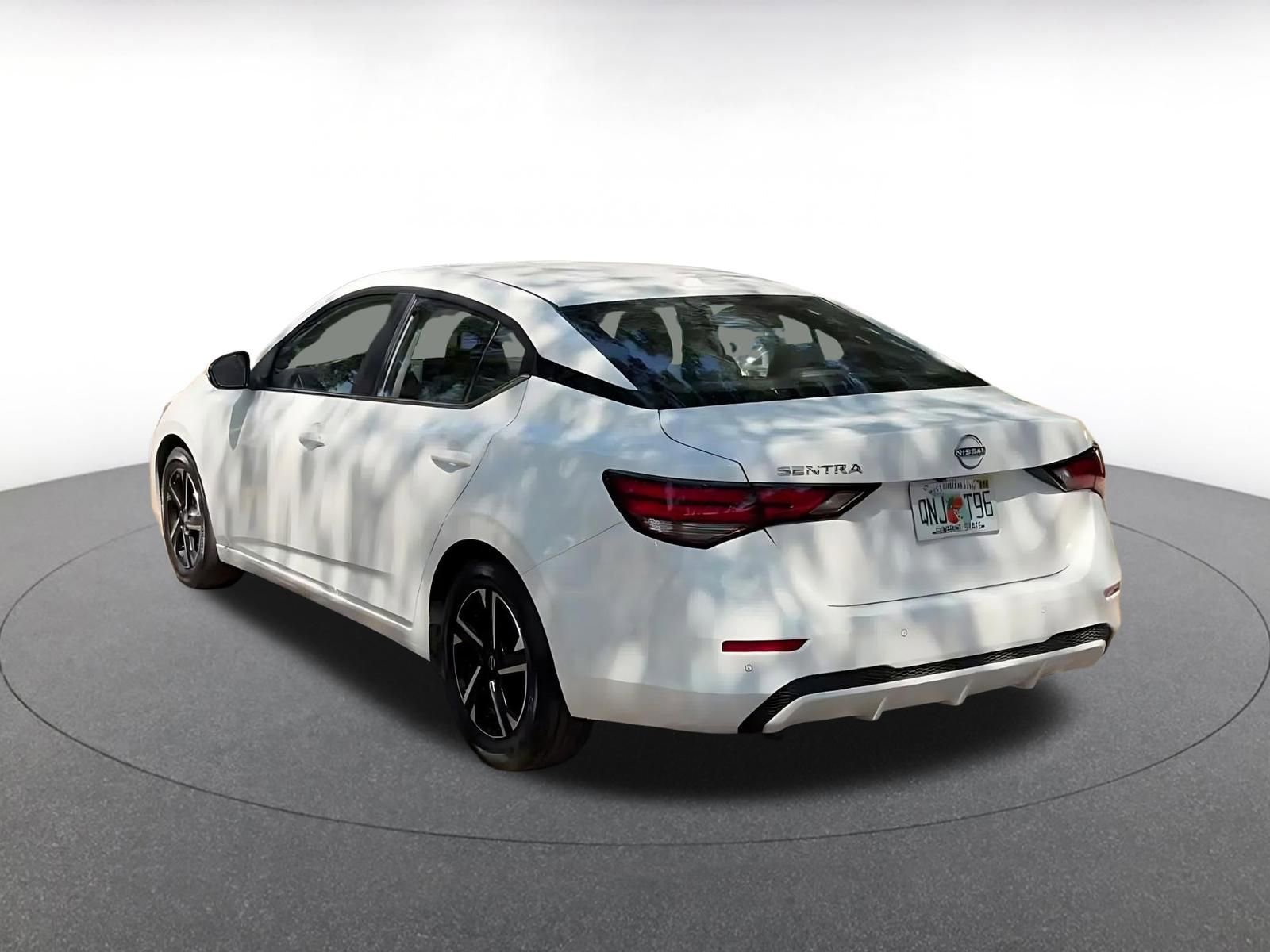 Thumbnail: 2025 Nissan Sentra - 11