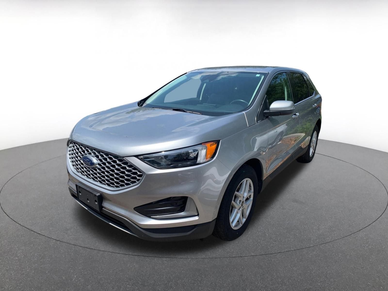 Thumbnail: 2023 Ford Edge - 10