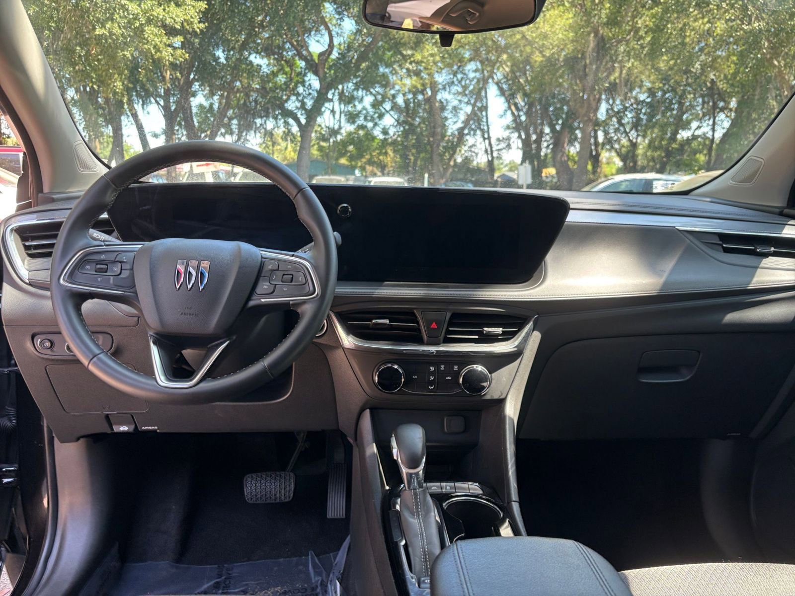 Thumbnail: 2025 Buick Encore GX - 32