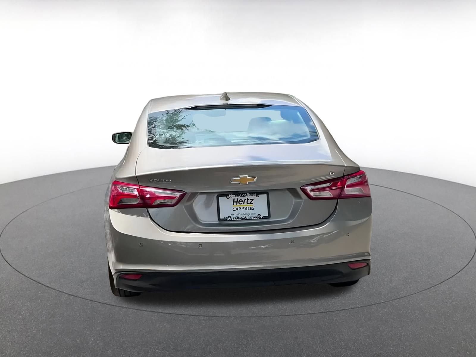 Thumbnail: 2024 Chevrolet Malibu - 12