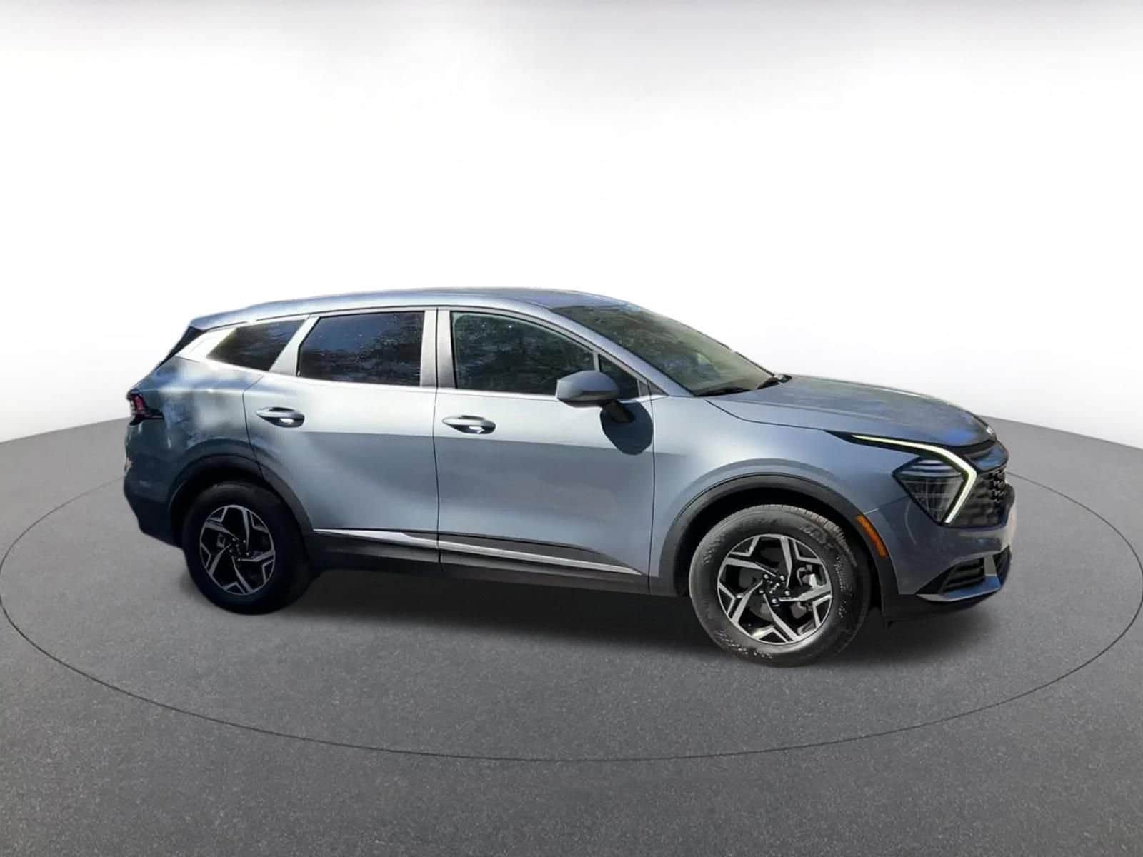 Thumbnail: 2025 Kia Sportage - 2