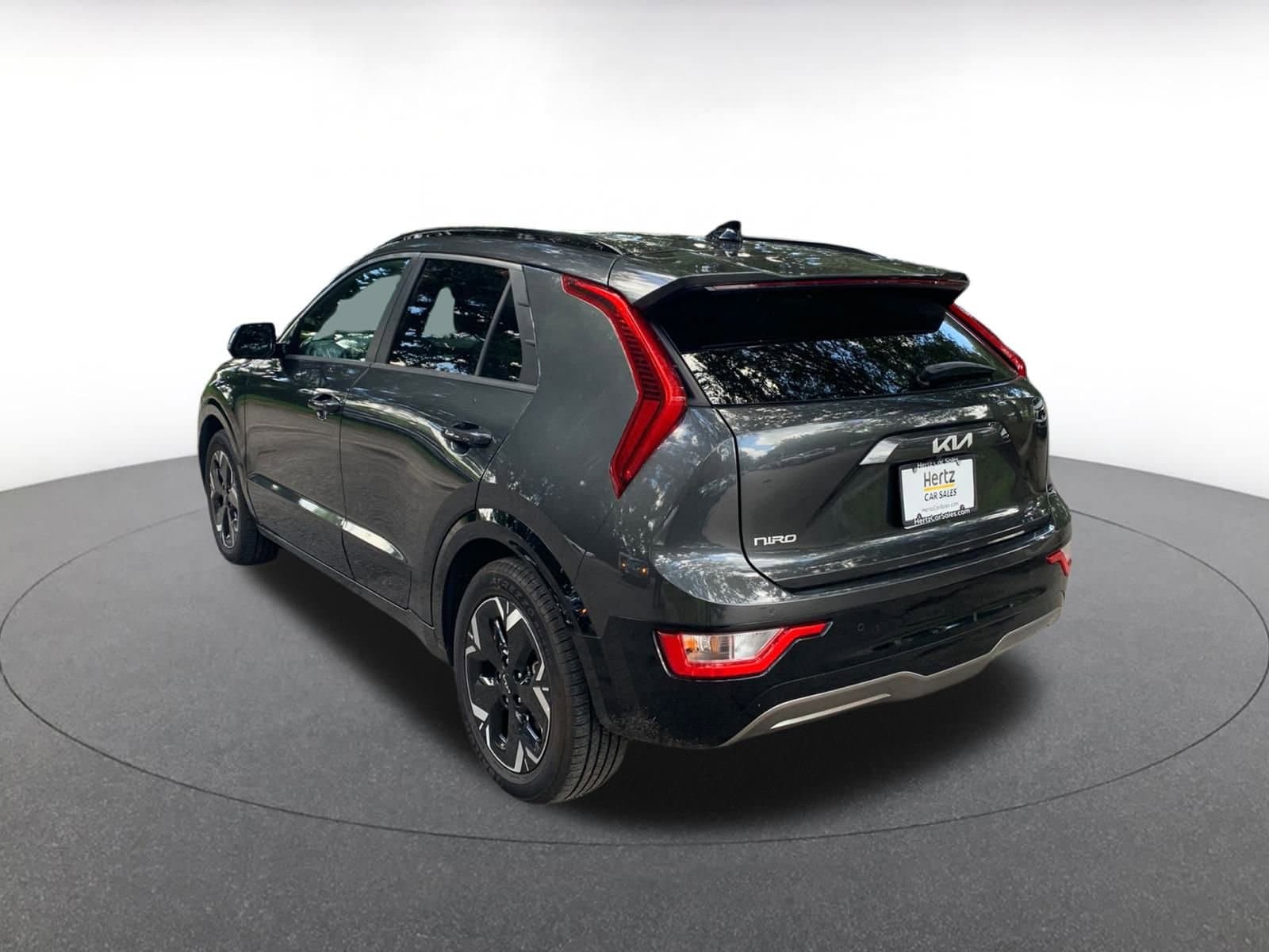 Thumbnail: 2023 Kia Niro - 5