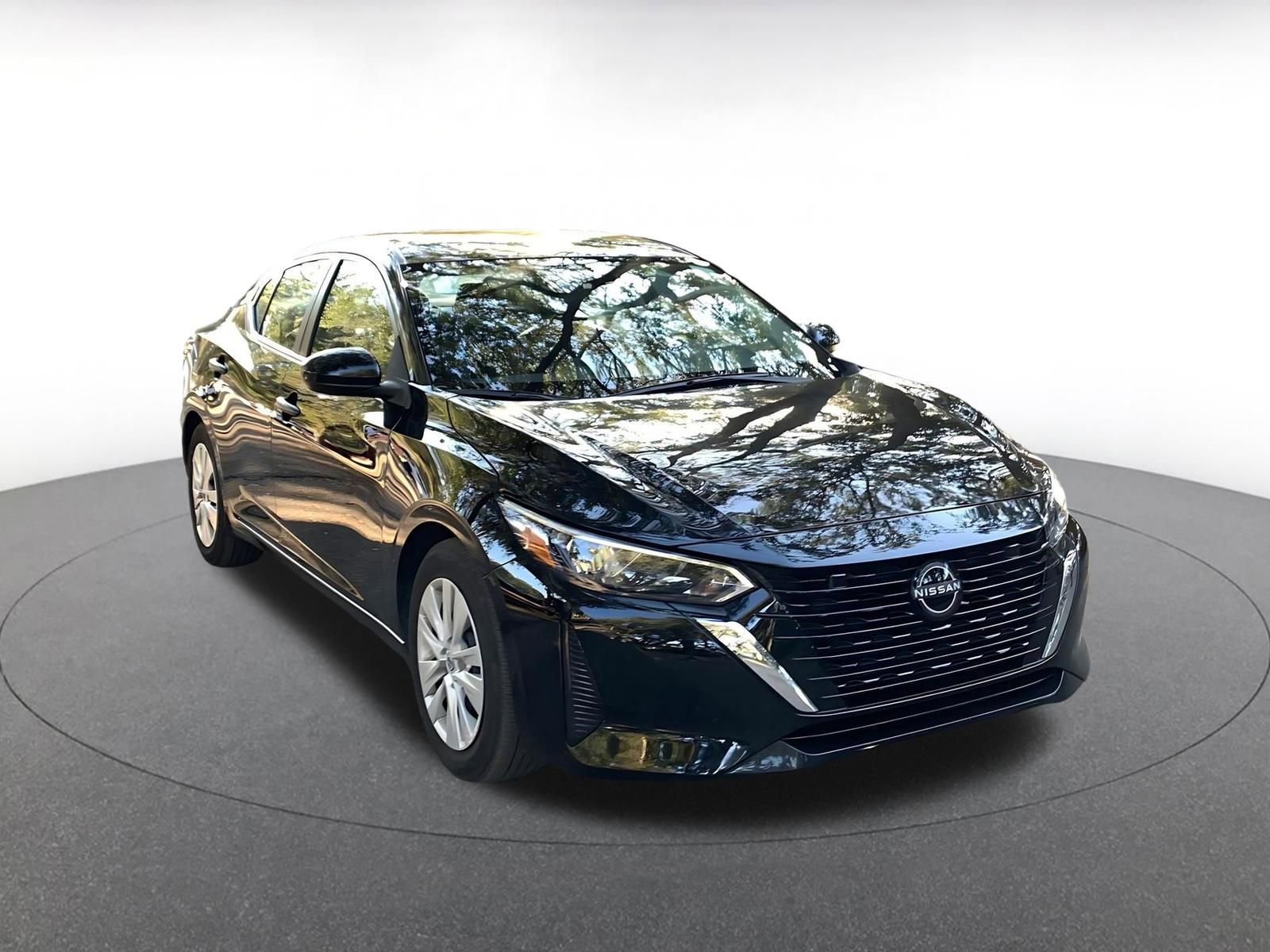 Thumbnail: 2025 Nissan Sentra - 1