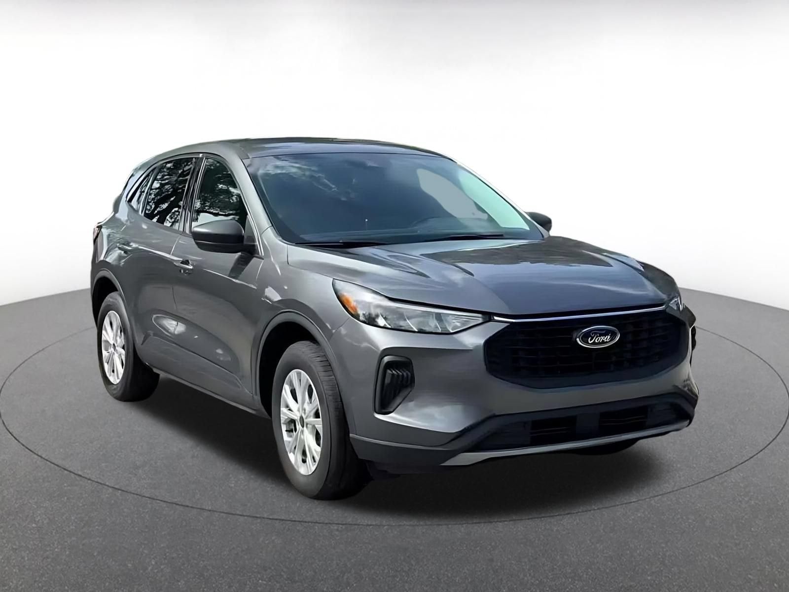 Thumbnail: 2024 Ford Escape - 3