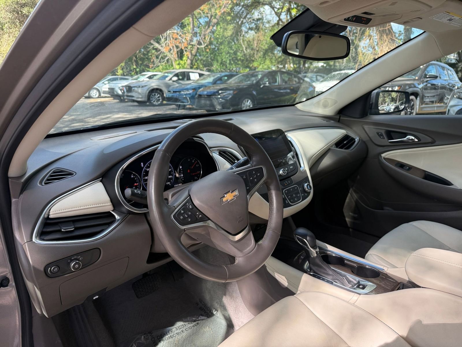 Thumbnail: 2024 Chevrolet Malibu - 28