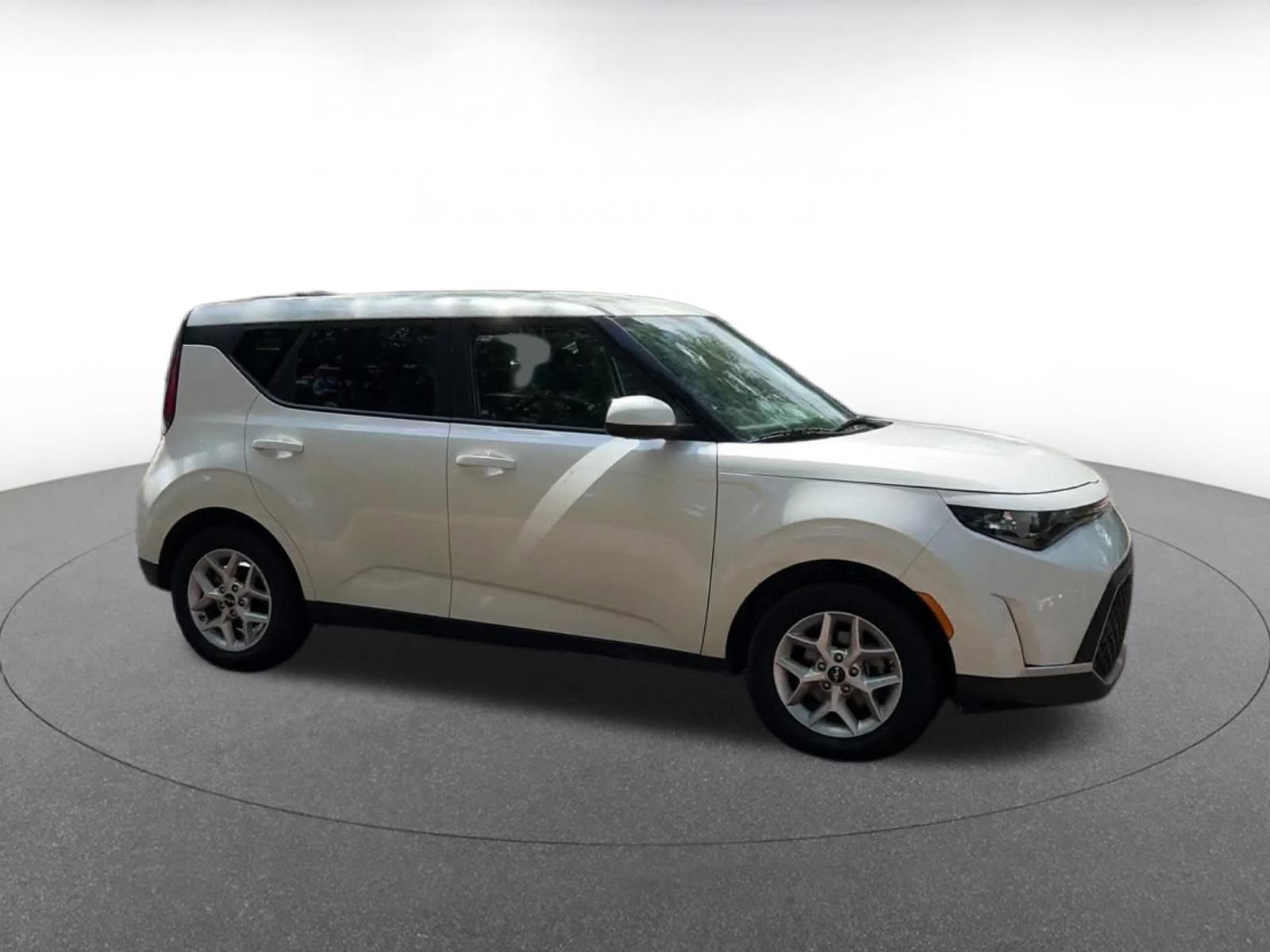 Thumbnail: 2025 Kia Soul - 2
