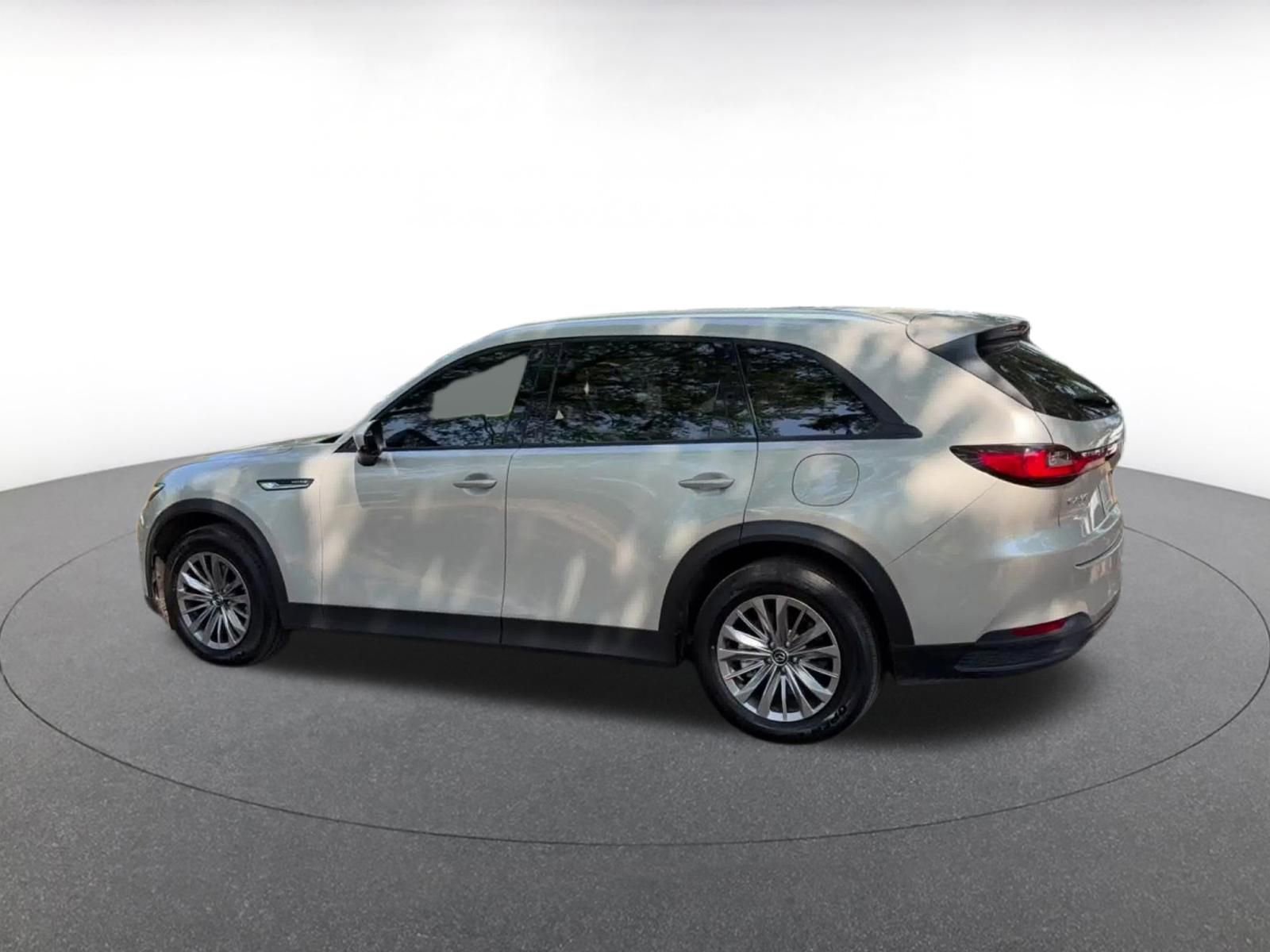 Thumbnail: 2025 Mazda CX-90 - 10