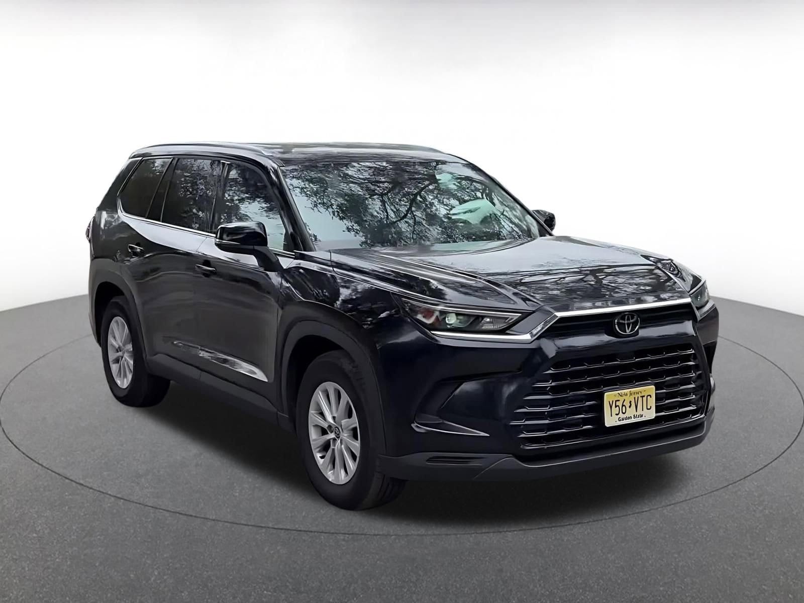 Thumbnail: 2025 Toyota Grand Highlander - 3