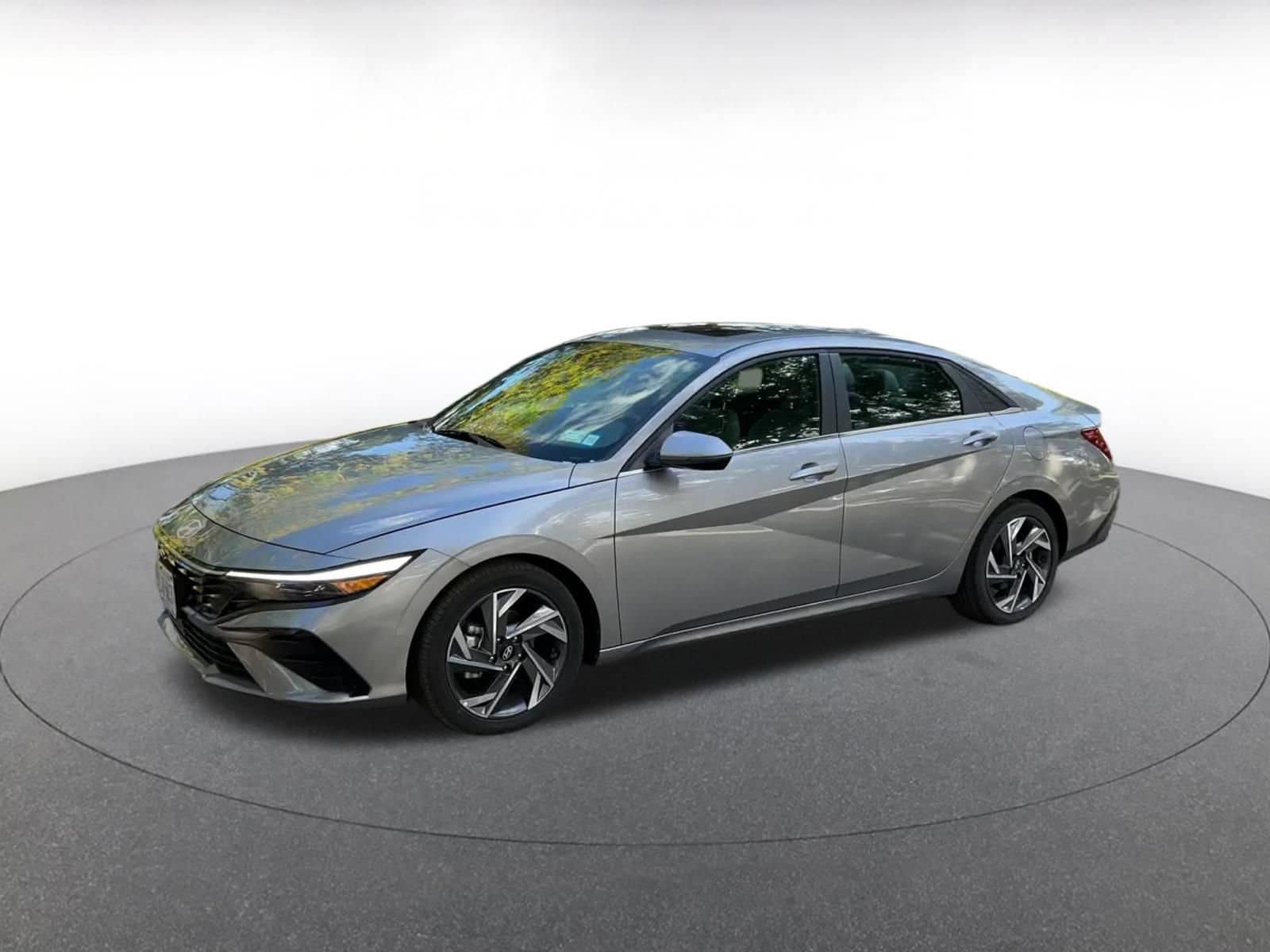 Thumbnail: 2025 Hyundai Elantra - 8