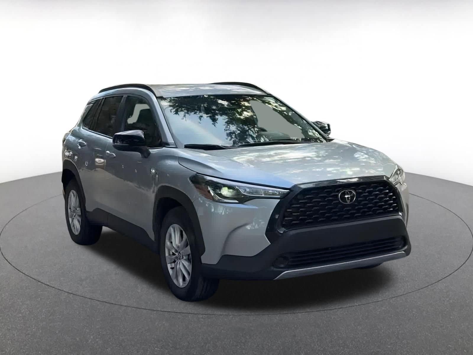 Thumbnail: 2025 Toyota Corolla Cross - 3