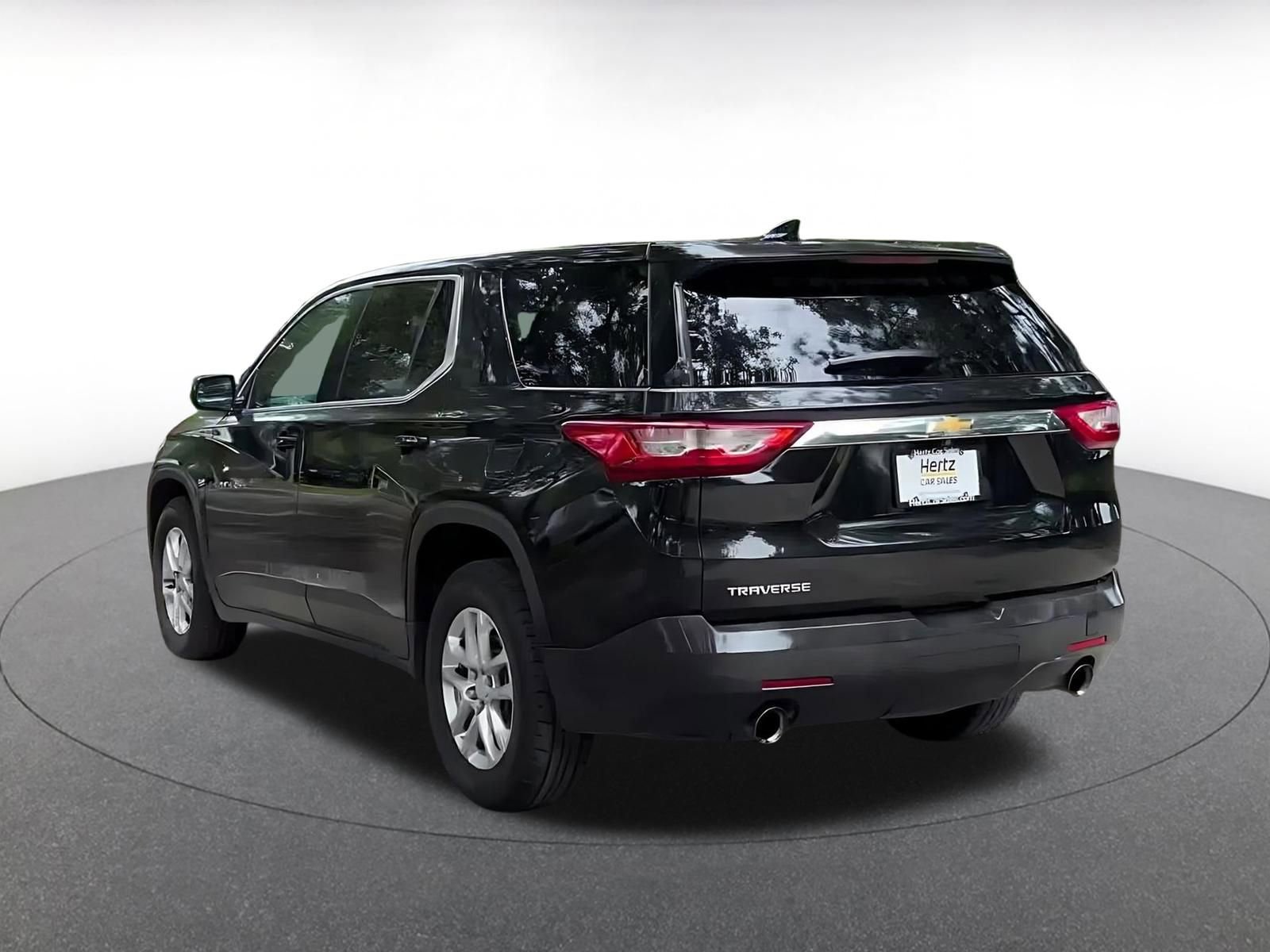 Thumbnail: 2021 Chevrolet Traverse - 11