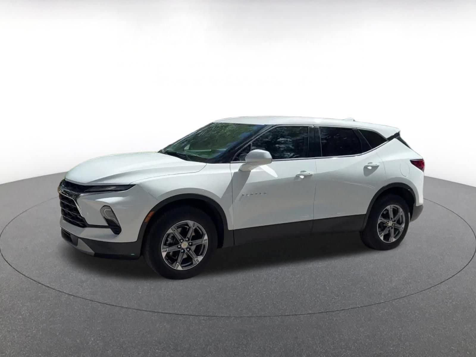 Thumbnail: 2025 Chevrolet Blazer - 8