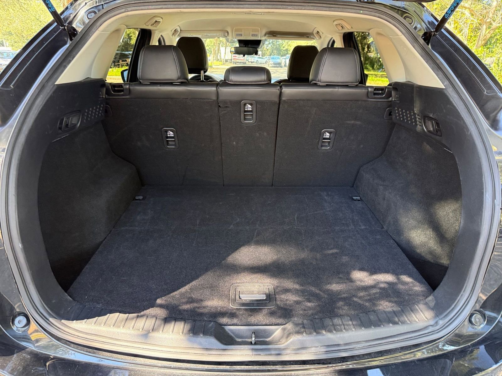 Thumbnail: 2025 Mazda CX-5 - 24