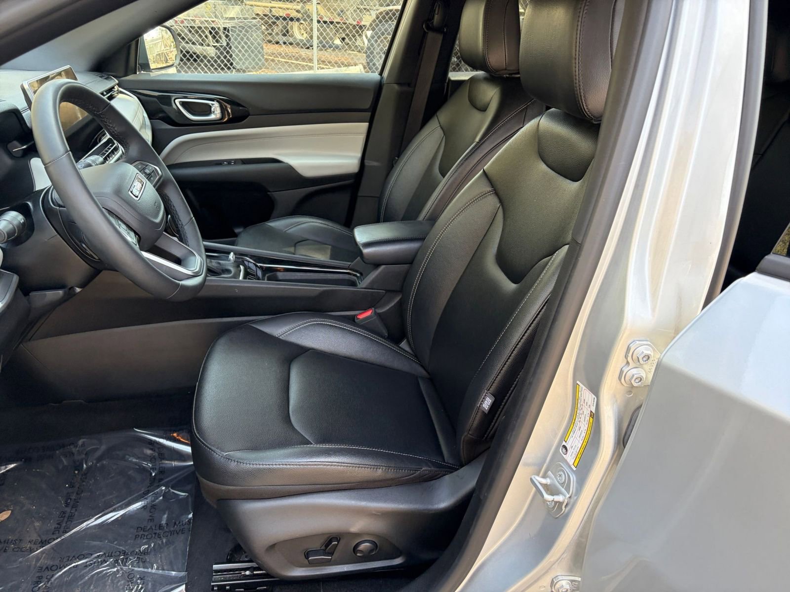 Thumbnail: 2025 Jeep Compass - 23