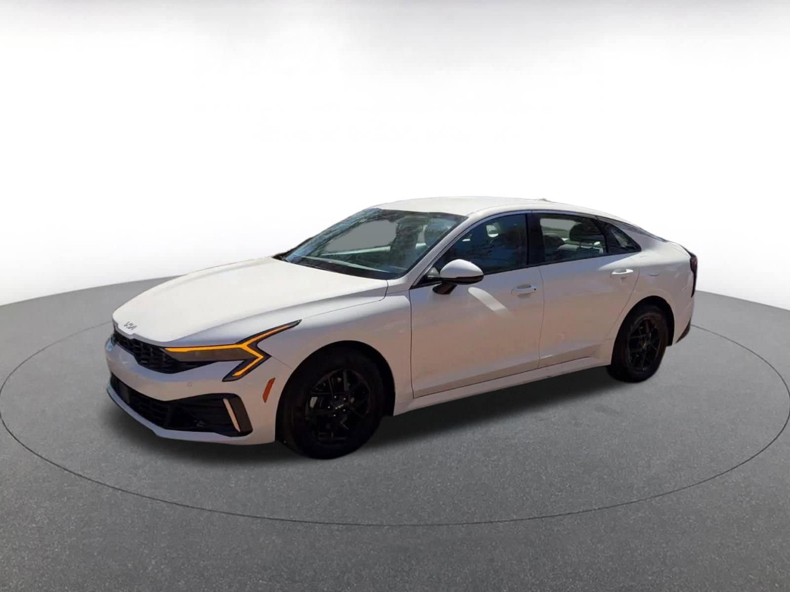 Thumbnail: 2025 Kia K5 - 8