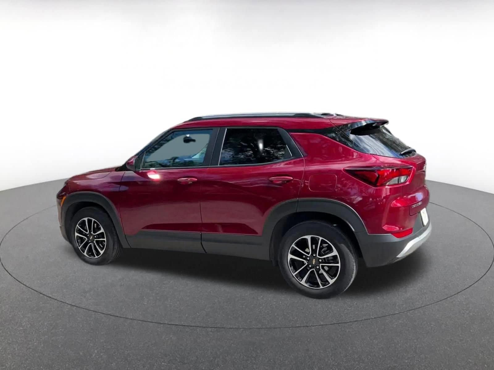 Thumbnail: 2025 Chevrolet TrailBlazer - 10