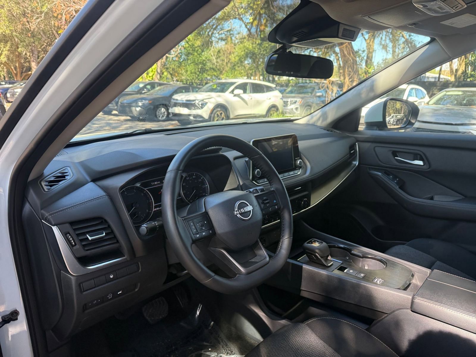 Thumbnail: 2025 Nissan Rogue - 30