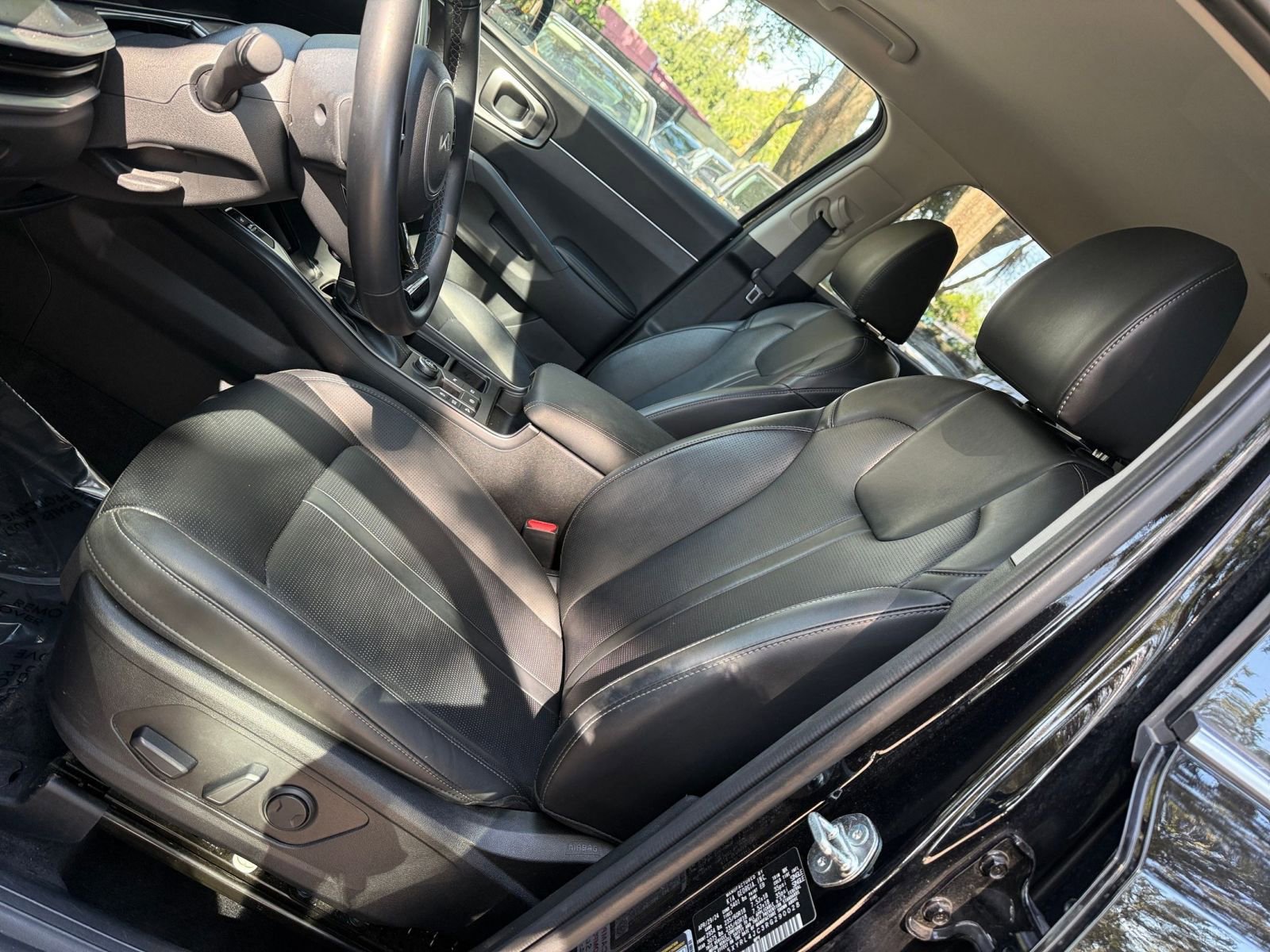 Thumbnail: 2024 Kia Sorento - 21