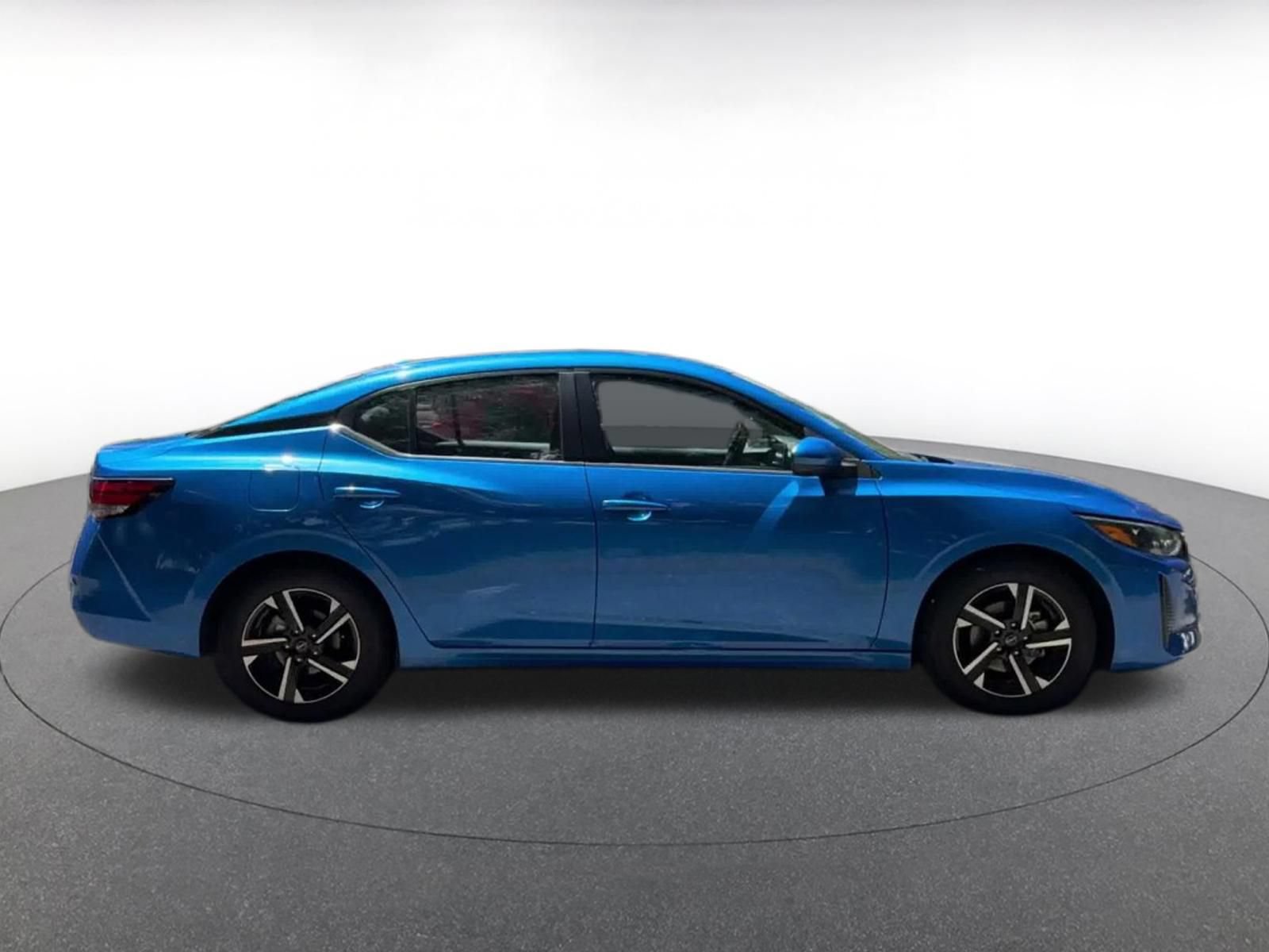 Thumbnail: 2025 Nissan Sentra - 16