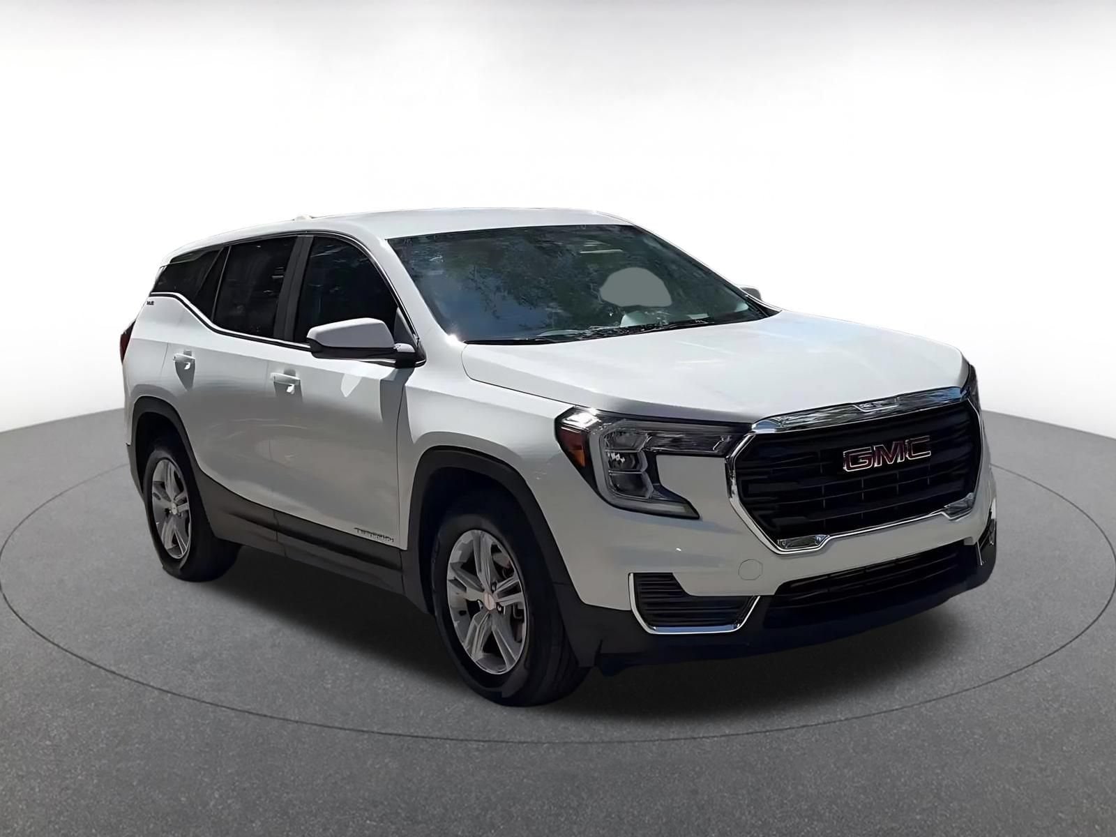 Thumbnail: 2024 GMC Terrain - 3